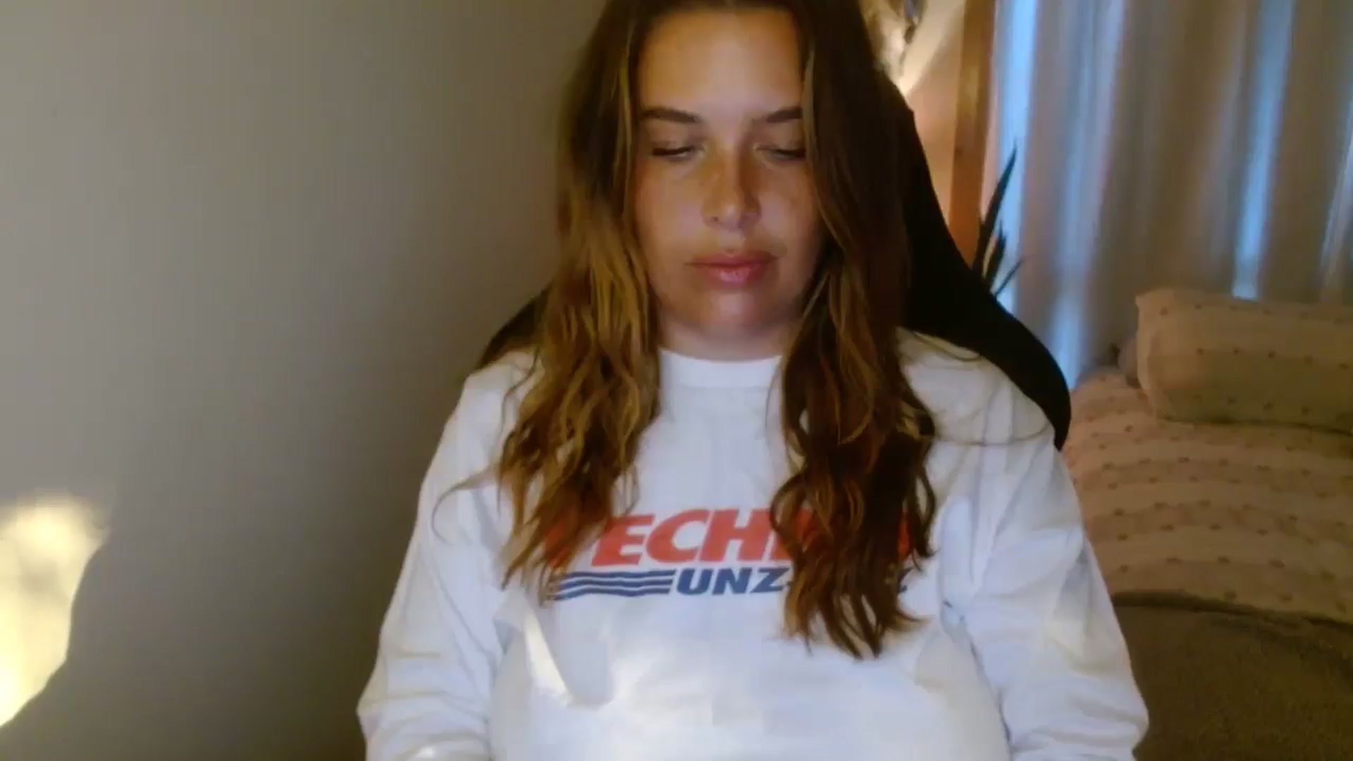 Gallery image thumbnail from HoneyTits_'s myfreecams stream on, 04/23/2025, 07:36 image 15 of 20