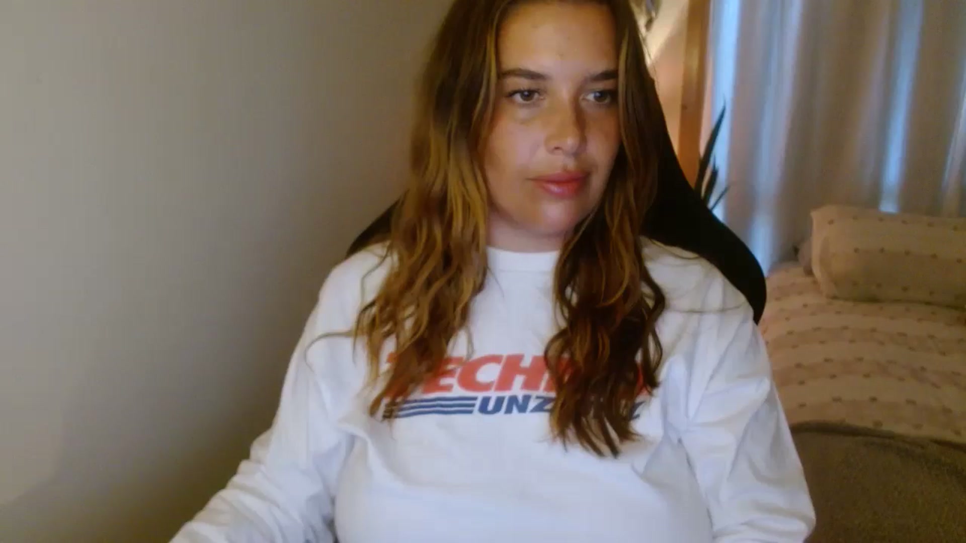 Gallery image thumbnail from HoneyTits_'s myfreecams stream on, 04/23/2025, 07:36 image 17 of 20