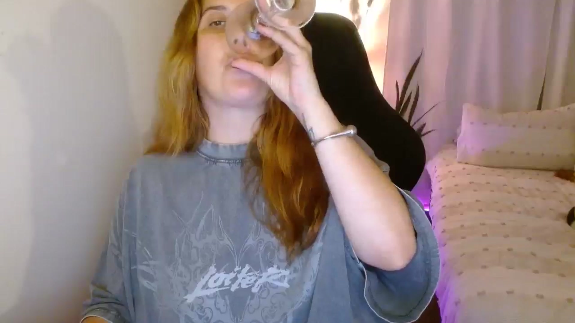 Gallery image thumbnail from HoneyTits_'s myfreecams stream on, 04/25/2025, 09:26 image 20 of 20