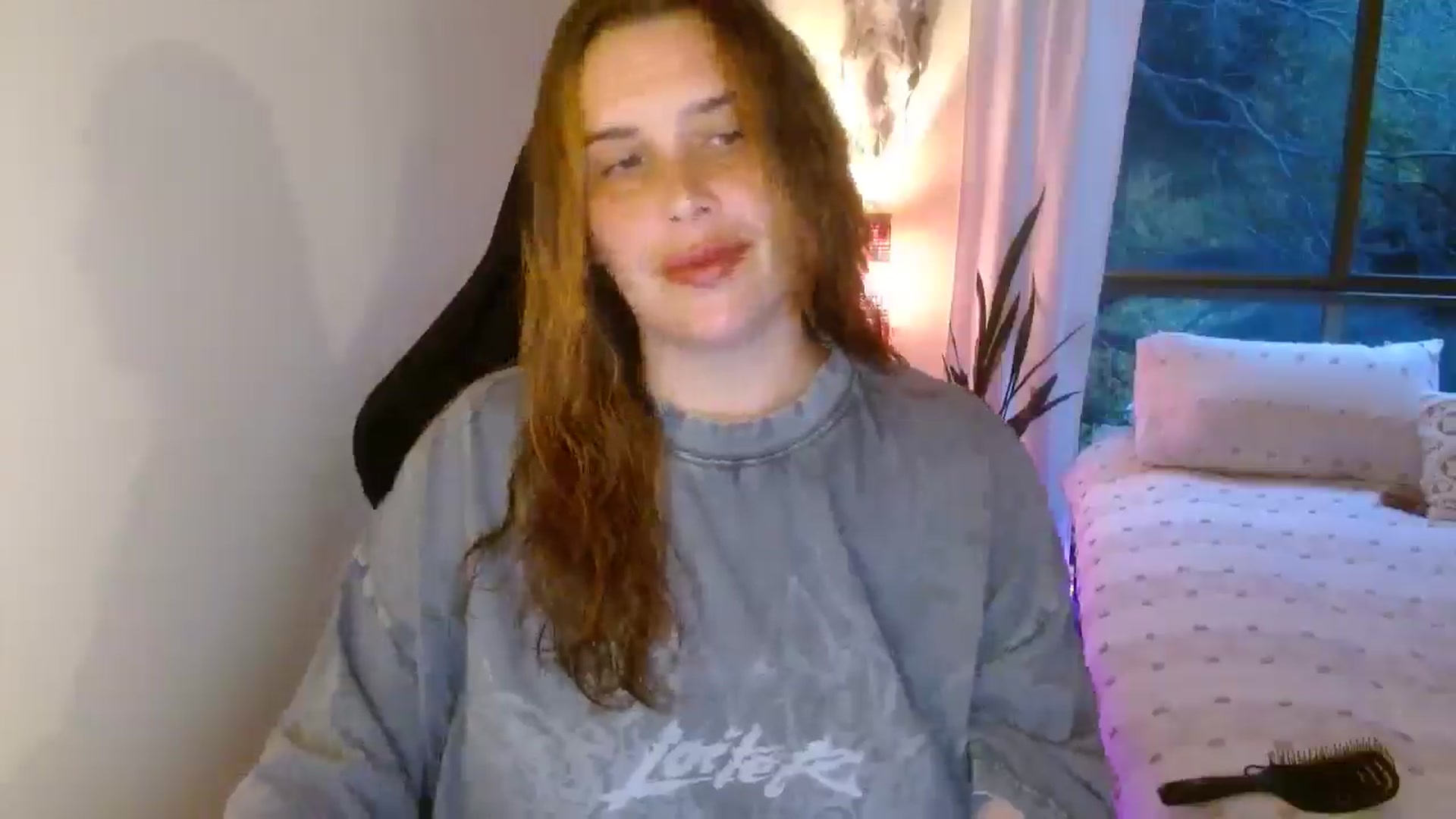 Gallery image thumbnail from HoneyTits_'s myfreecams stream on, 04/25/2025, 09:26 image 3 of 20