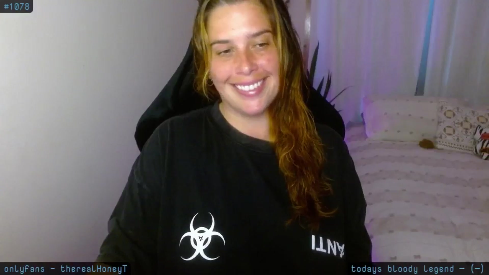 Gallery image thumbnail from HoneyTits_'s myfreecams stream on, 05/03/2025, 08:14 image 8 of 20
