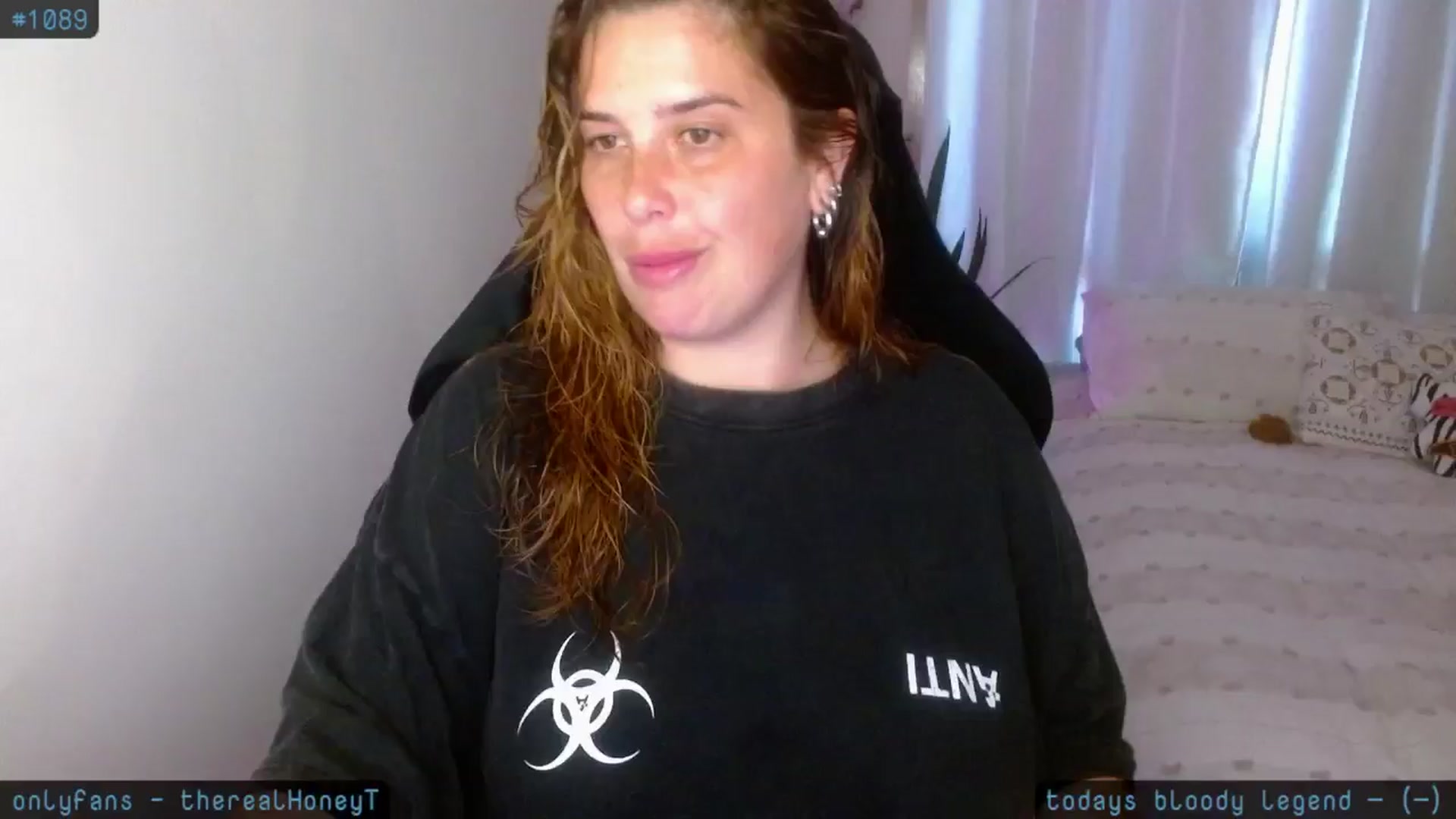 Gallery image thumbnail from HoneyTits_'s myfreecams stream on, 05/03/2025, 08:14 image 1 of 20