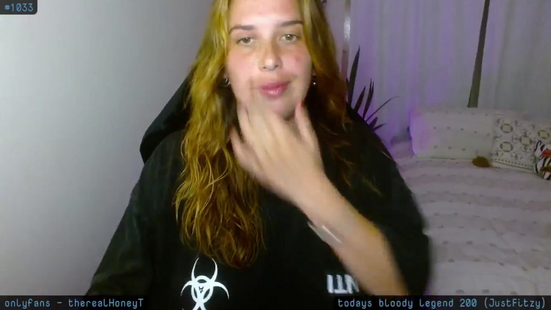 Gallery image thumbnail from HoneyTits_'s myfreecams stream on, 05/03/2025, 09:14 image 14 of 20