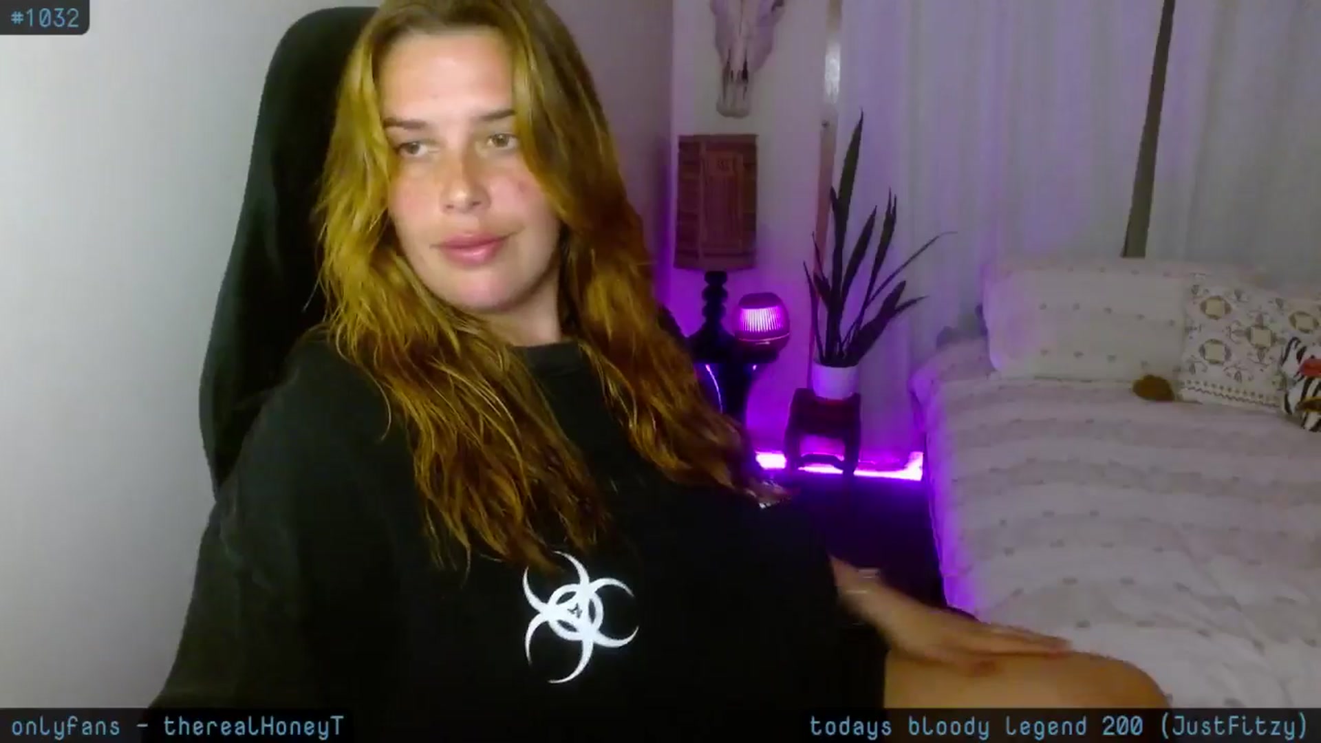 Gallery image thumbnail from HoneyTits_'s myfreecams stream on, 05/03/2025, 09:14 image 13 of 20
