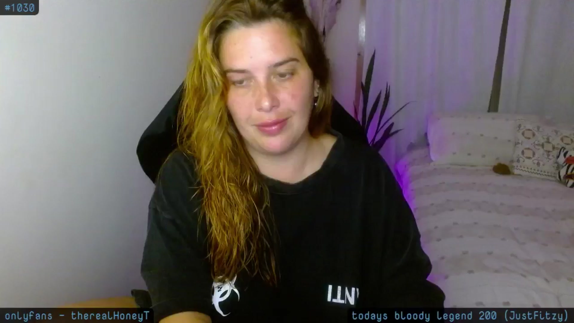 Gallery image thumbnail from HoneyTits_'s myfreecams stream on, 05/03/2025, 09:14 image 10 of 20