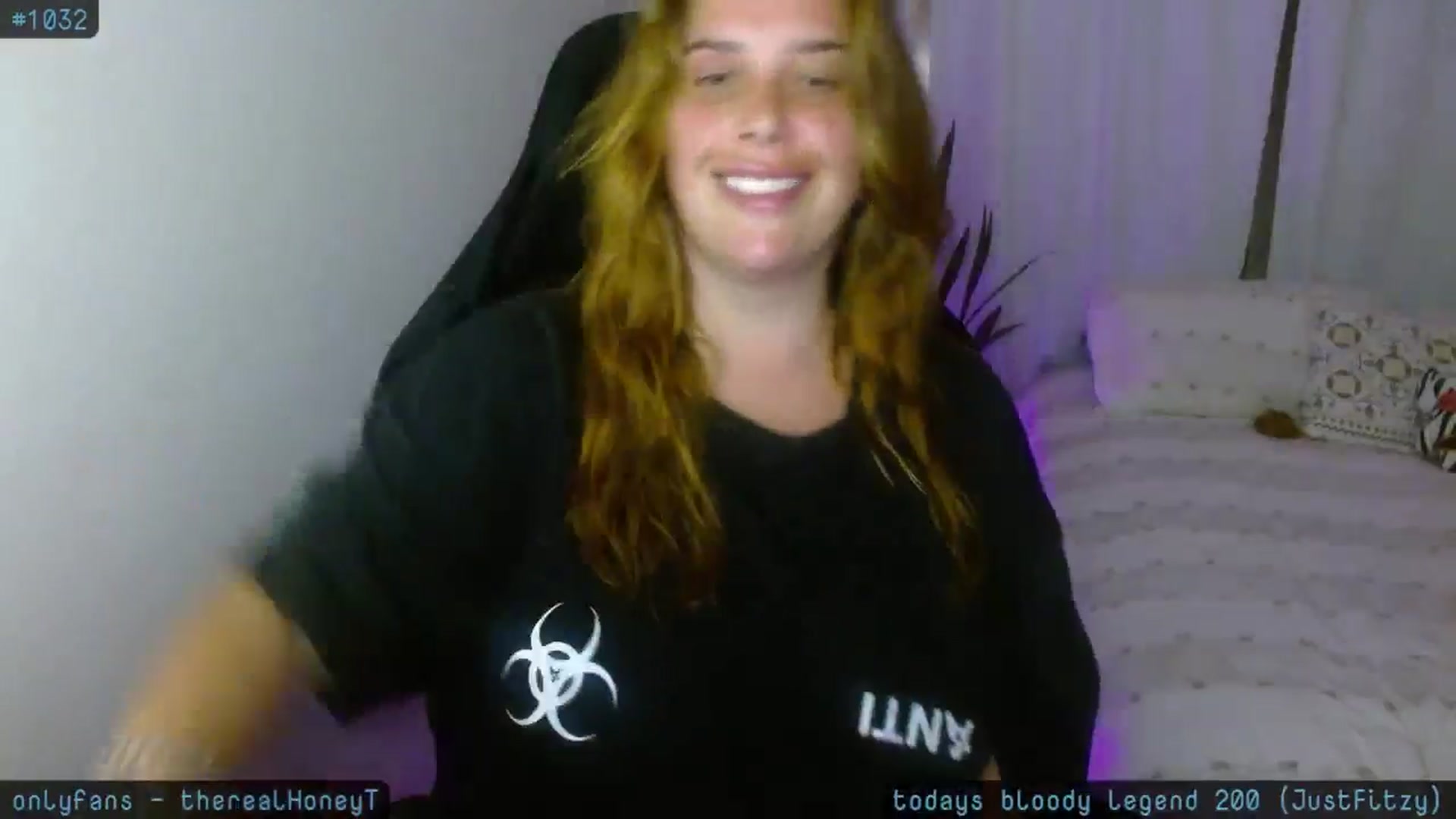 Gallery image thumbnail from HoneyTits_'s myfreecams stream on, 05/03/2025, 09:14 image 15 of 20