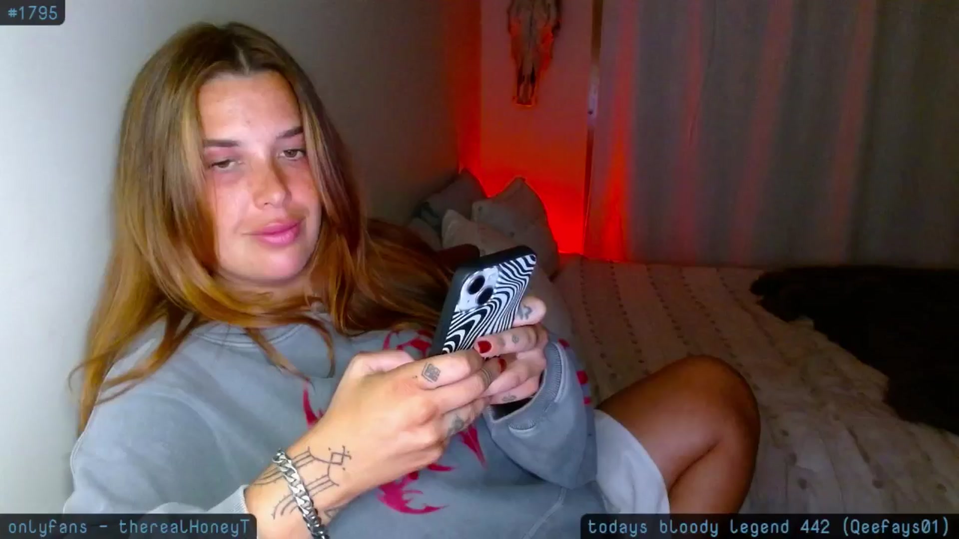 Gallery image thumbnail from HoneyTits_'s myfreecams stream on, 05/08/2025, 09:42 image 12 of 20