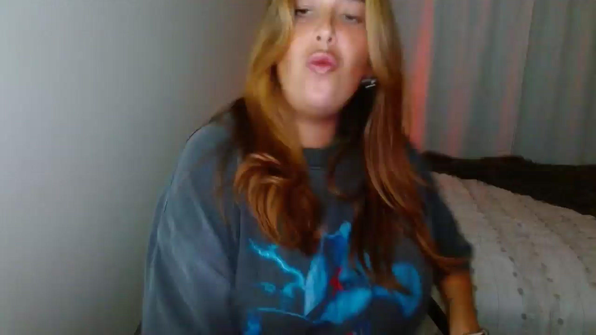 Gallery image thumbnail from HoneyTits_'s myfreecams stream on, 05/09/2025, 09:50 image 17 of 20