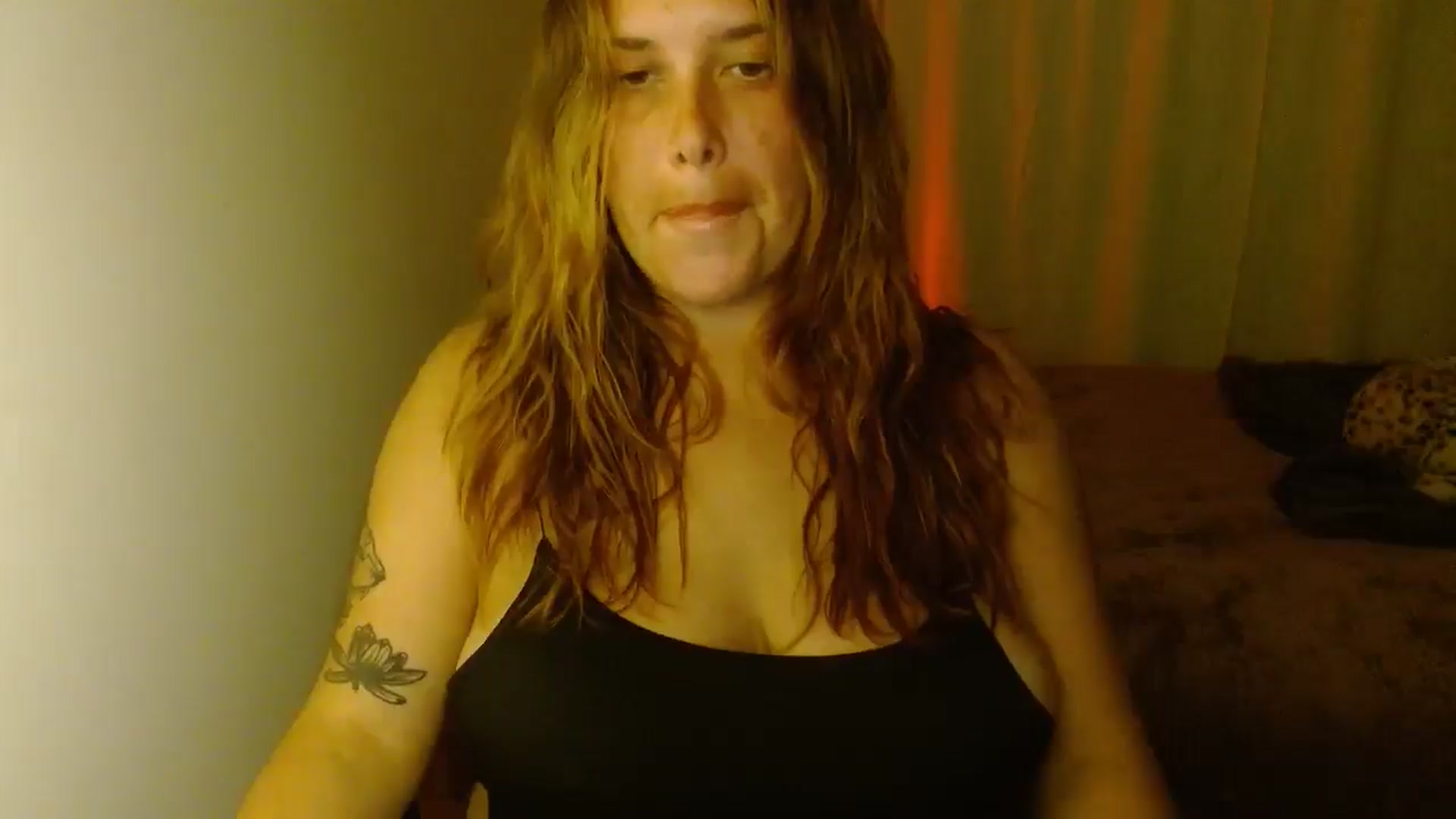 Gallery image thumbnail from HoneyTits_'s myfreecams stream on, 05/14/2025, 08:45 image 15 of 20