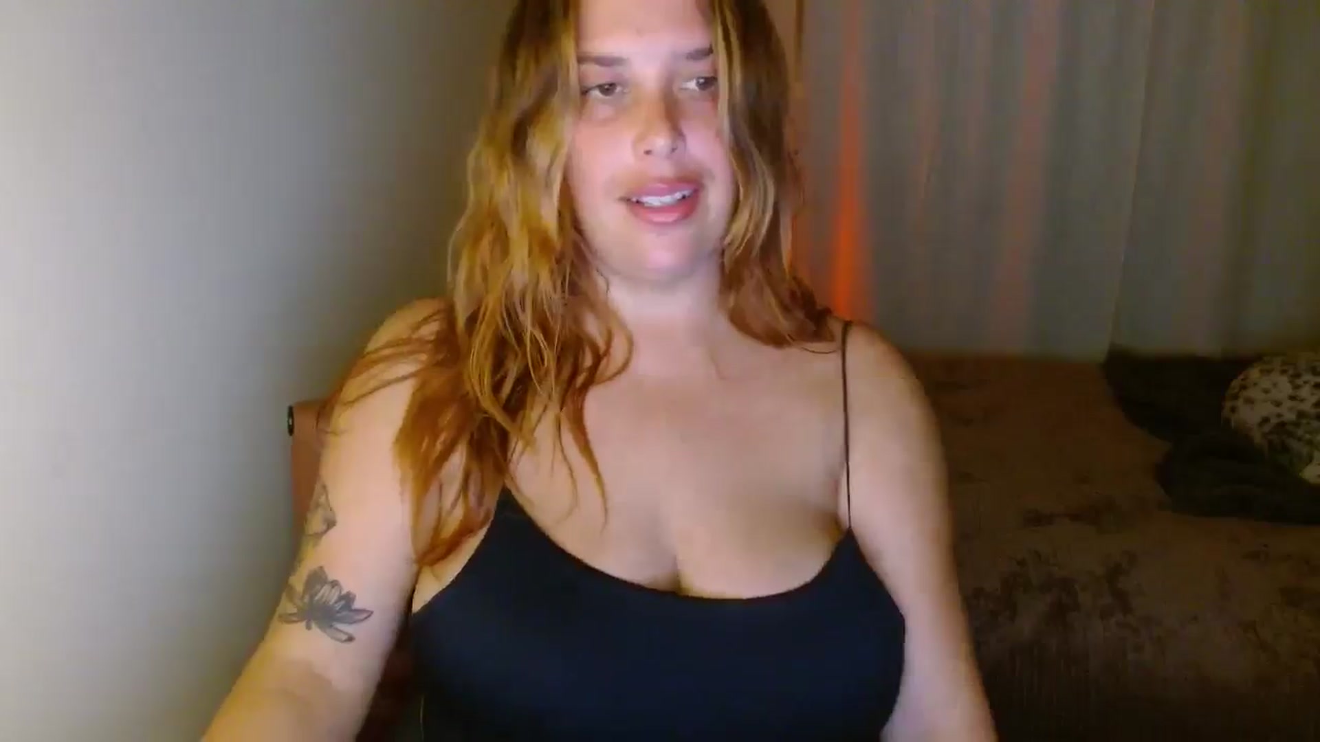 Gallery image thumbnail from HoneyTits_'s myfreecams stream on, 05/14/2025, 08:45 image 11 of 20