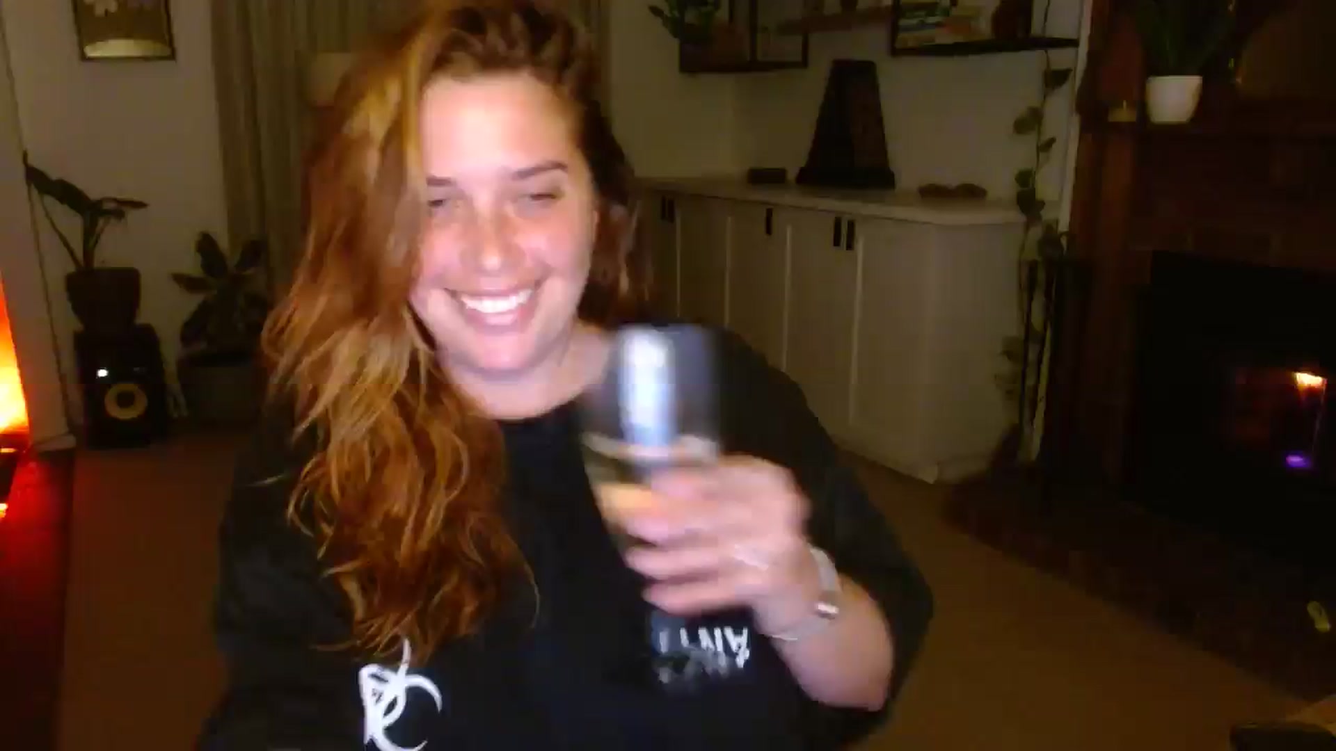 Gallery image thumbnail from HoneyTits_'s myfreecams stream on, 05/26/2025, 08:25 image 13 of 20