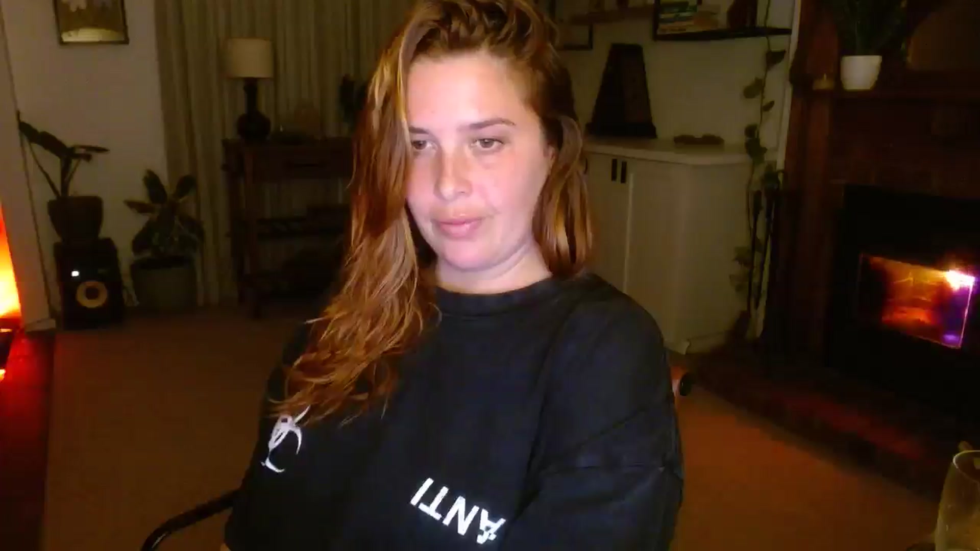 Gallery image thumbnail from HoneyTits_'s myfreecams stream on, 05/26/2025, 08:25 image 19 of 20