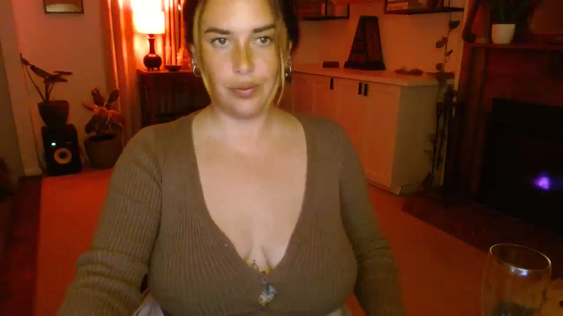 Gallery image thumbnail from HoneyTits_'s myfreecams stream on, 05/28/2025, 08:56 image 11 of 20