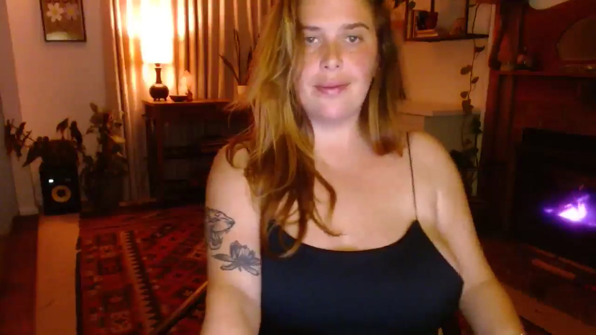 Gallery image thumbnail from HoneyTits_'s myfreecams stream on, 06/03/2025, 09:37 image 20 of 20