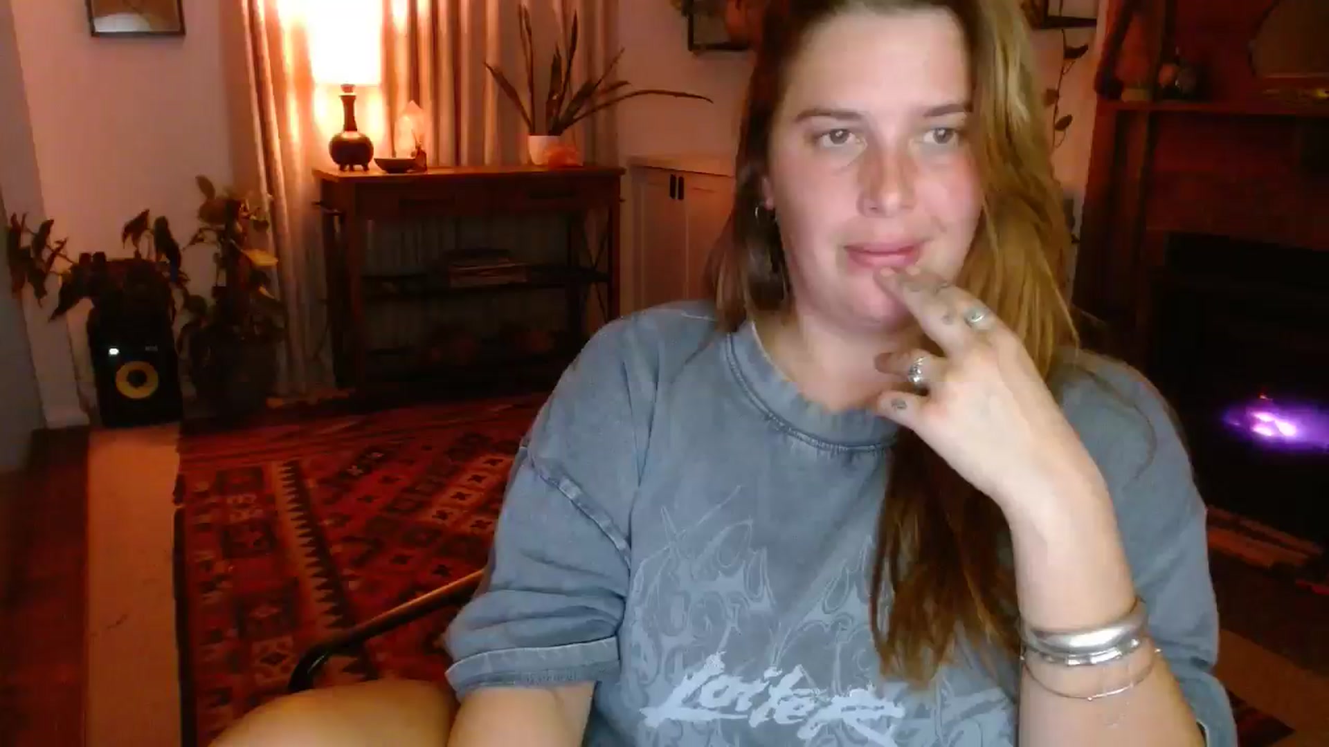 Gallery image thumbnail from HoneyTits_'s myfreecams stream on, 06/03/2025, 09:37 image 10 of 20