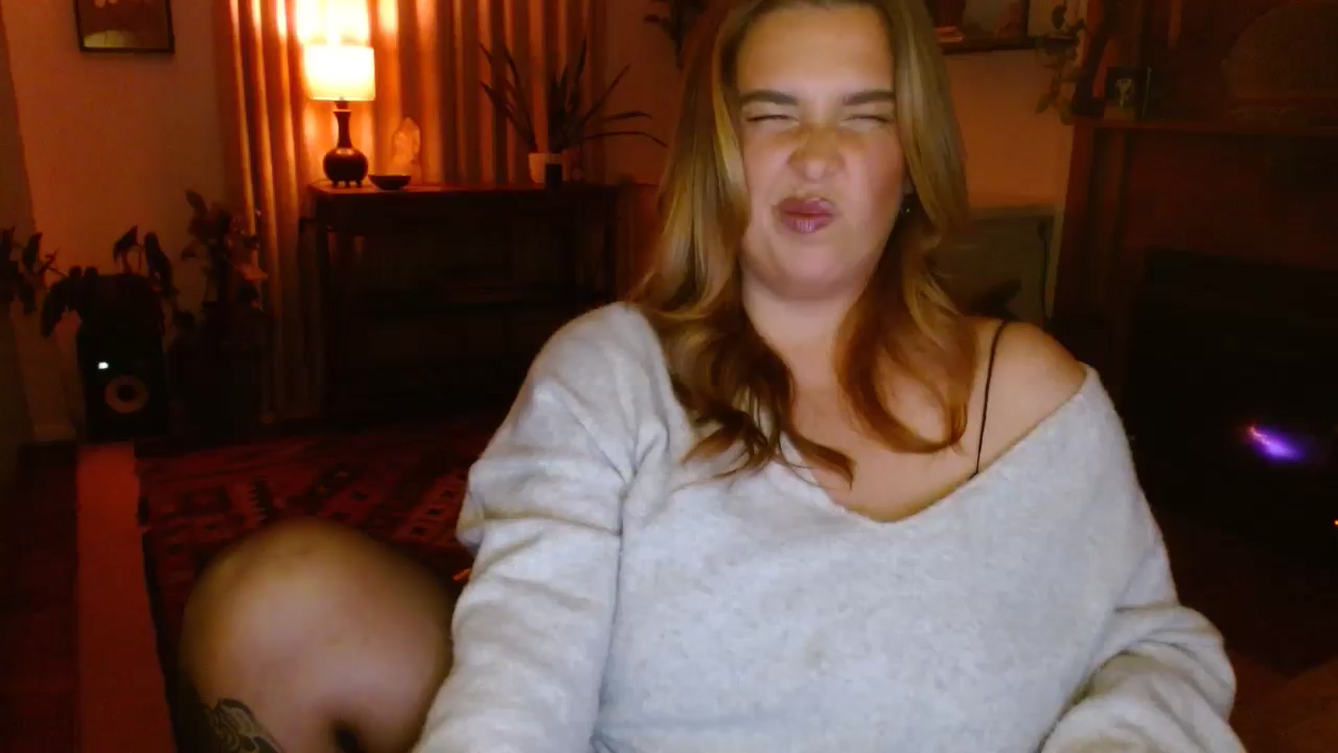 Gallery image thumbnail from HoneyTits_'s myfreecams stream on, 06/13/2025, 10:37 image 8 of 20