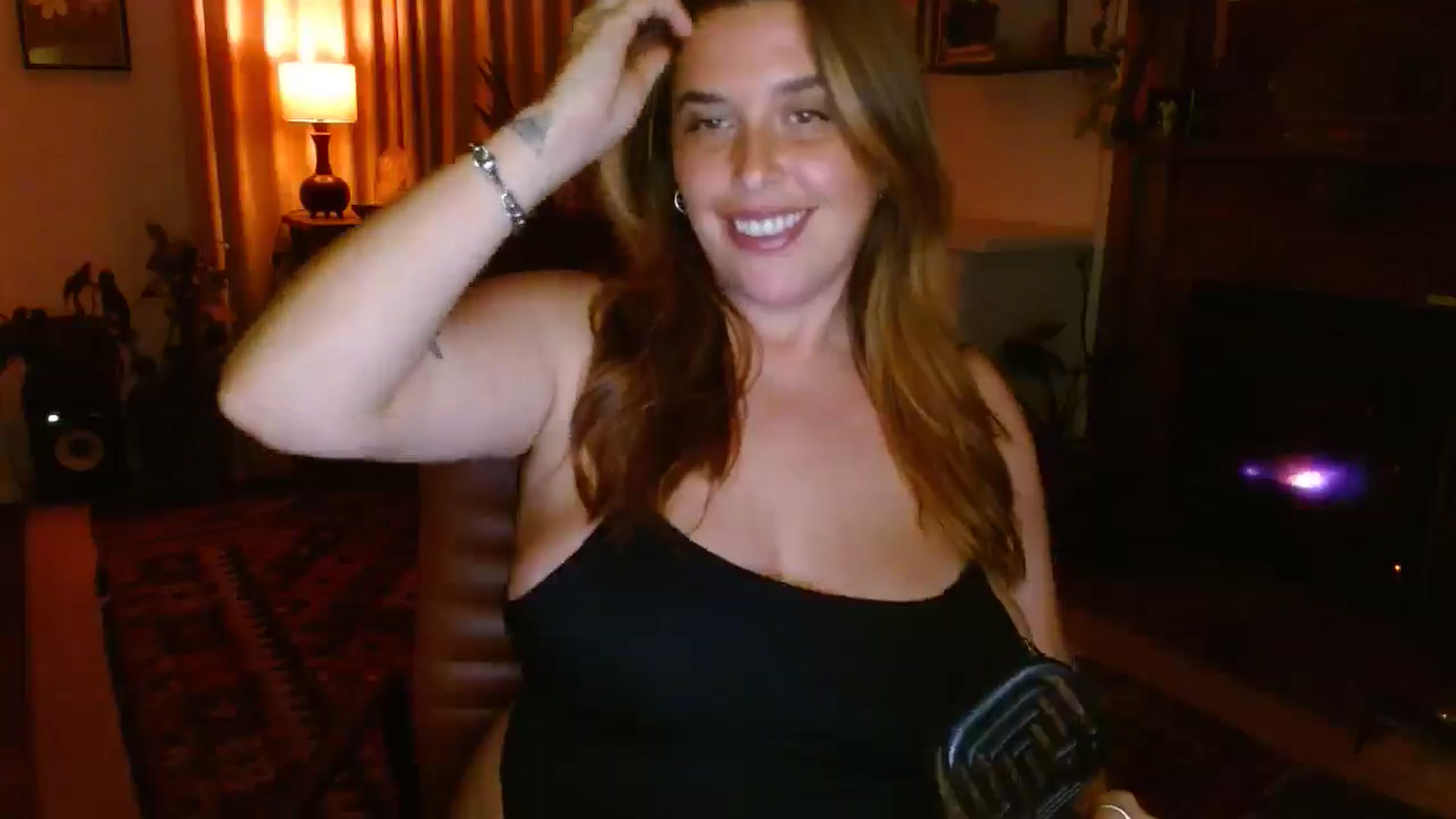 Gallery image thumbnail from HoneyTits_'s myfreecams stream on, 06/14/2025, 08:49 image 7 of 20