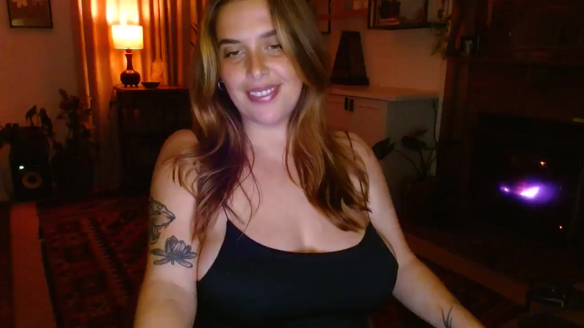 Gallery image thumbnail from HoneyTits_'s myfreecams stream on, 06/14/2025, 09:13 image 11 of 20