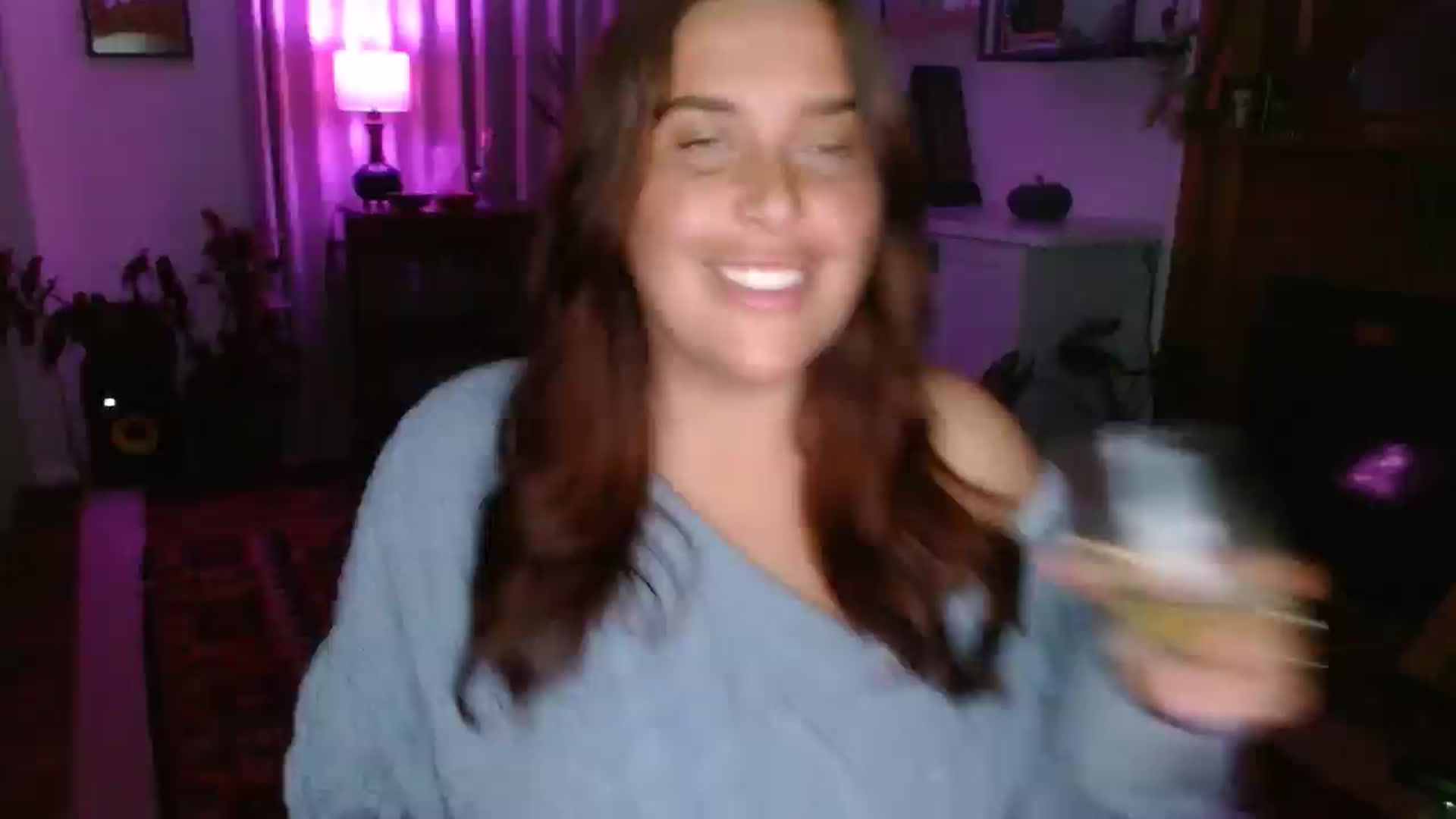 Gallery image thumbnail from HoneyTits_'s myfreecams stream on, 06/17/2025, 09:17 image 13 of 20