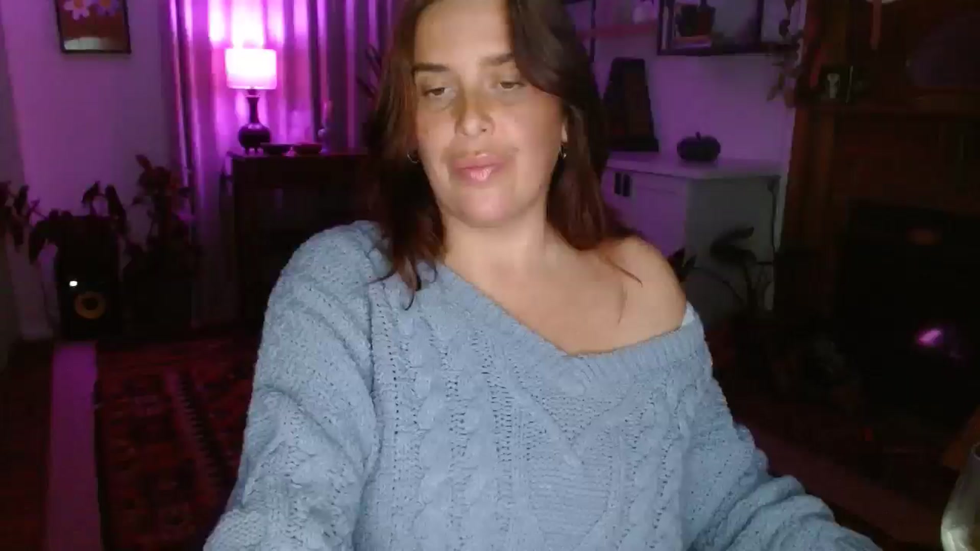 Gallery image thumbnail from HoneyTits_'s myfreecams stream on, 06/17/2025, 09:17 image 19 of 20