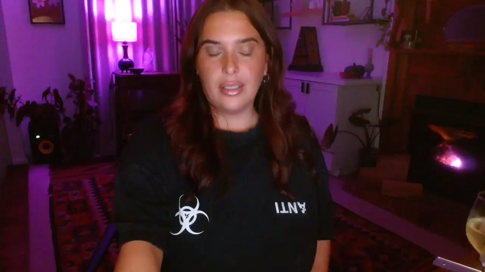 Gallery image thumbnail from HoneyTits_'s myfreecams stream on, 06/19/2025, 09:29 image 3 of 20