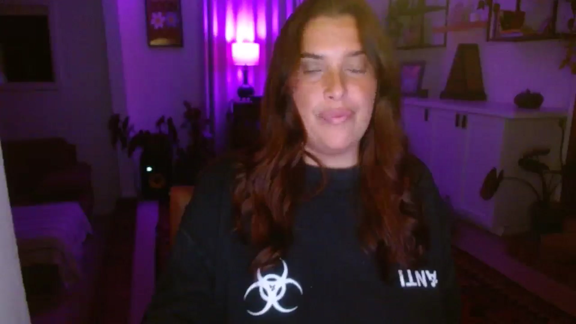 Gallery image thumbnail from HoneyTits_'s myfreecams stream on, 06/19/2025, 09:29 image 15 of 20