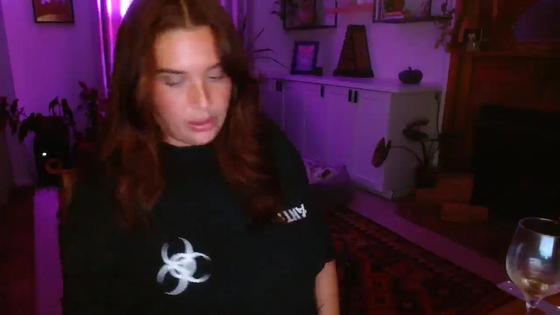 Gallery image thumbnail from HoneyTits_'s myfreecams stream on, 06/19/2025, 09:29 image 6 of 20