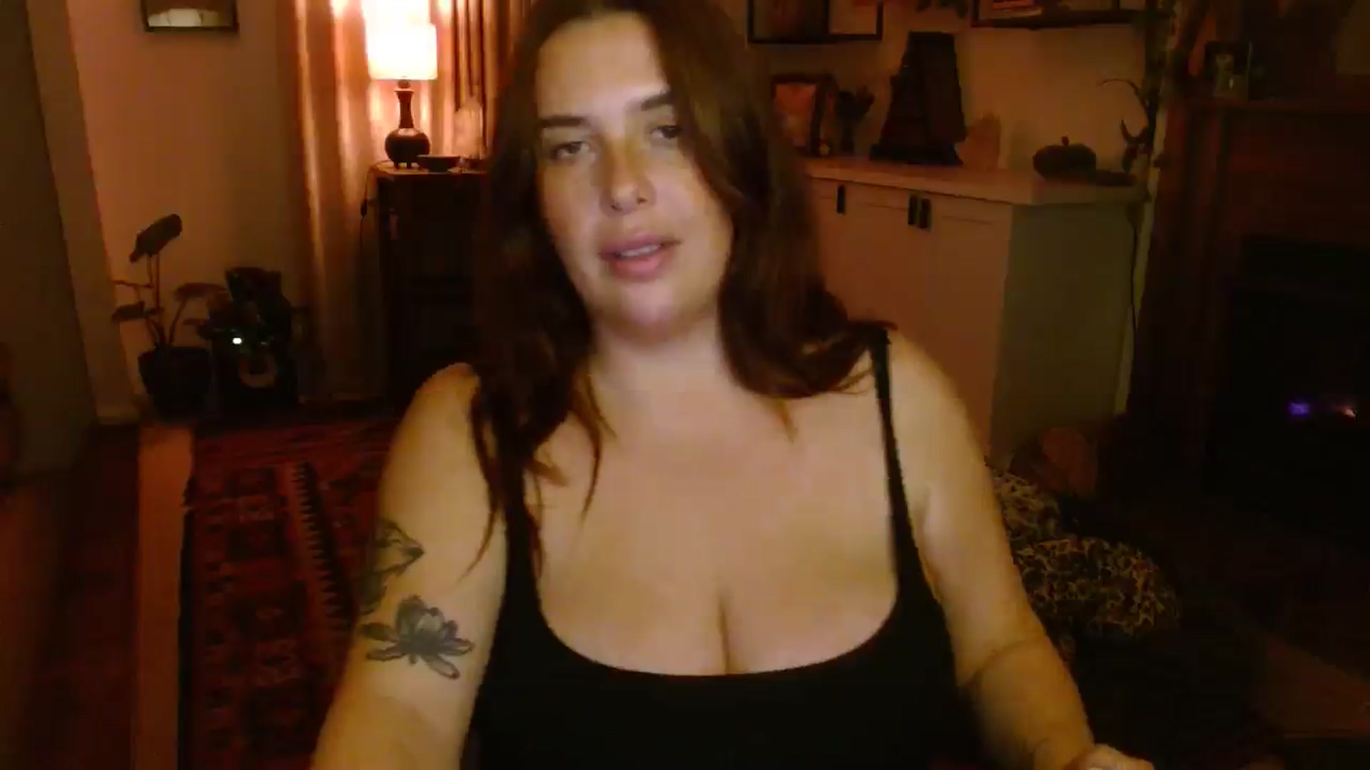 Gallery image thumbnail from HoneyTits_'s myfreecams stream on, 06/30/2025, 08:28 image 8 of 20