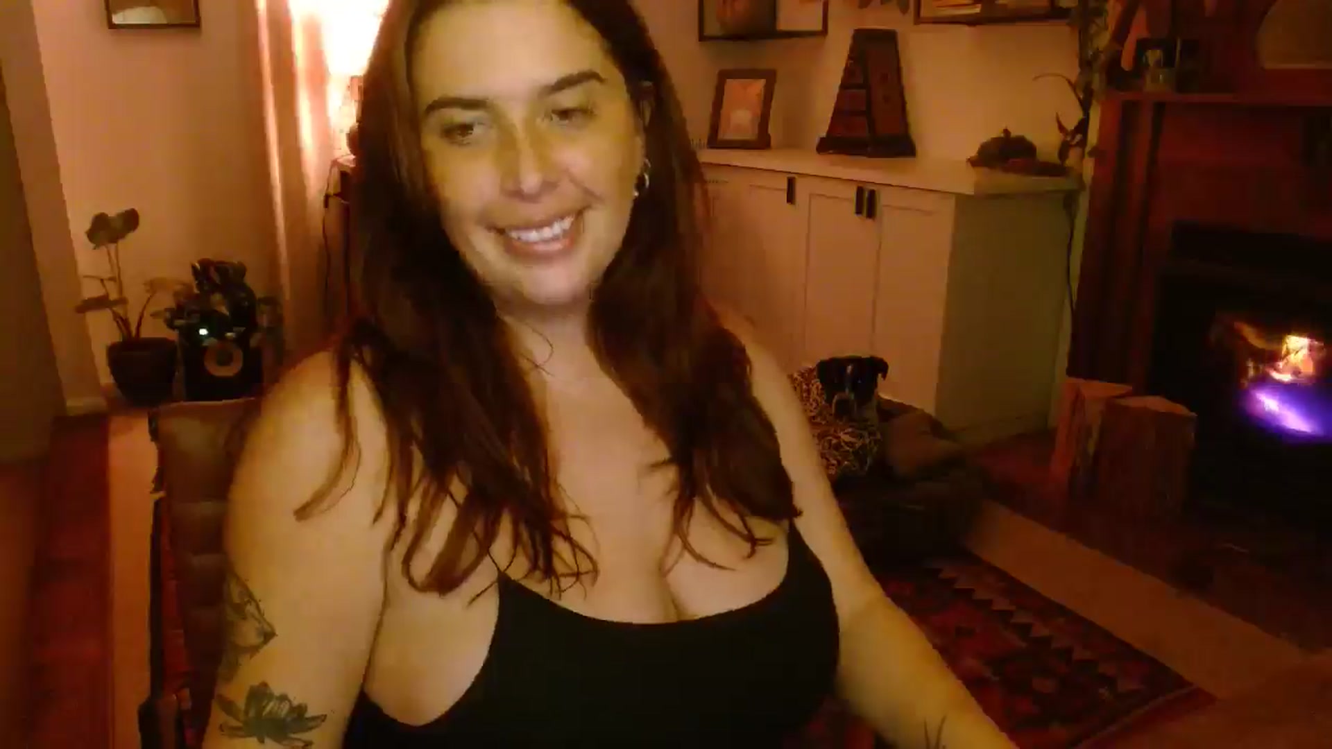 Gallery image thumbnail from HoneyTits_'s myfreecams stream on, 07/03/2025, 12:15 image 2 of 20