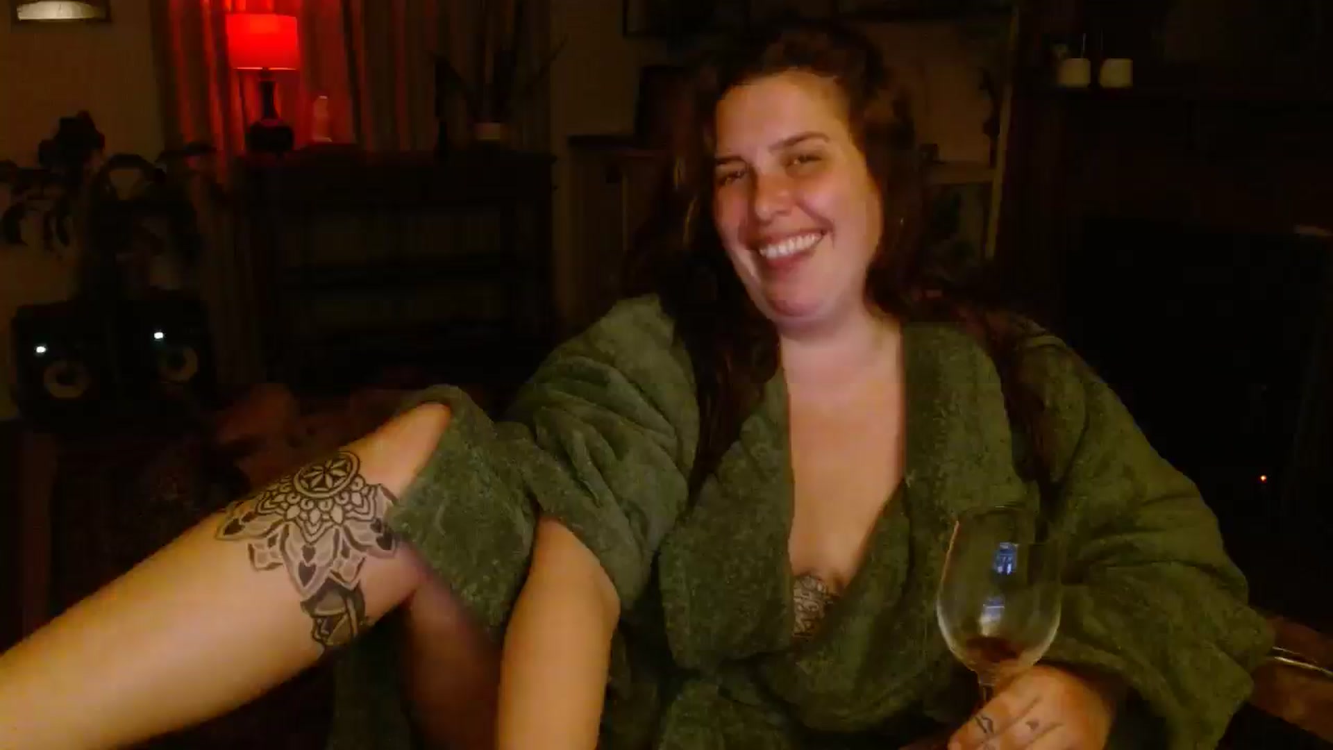 Gallery image thumbnail from HoneyTits_'s myfreecams stream on, 07/24/2025, 11:47 image 17 of 20