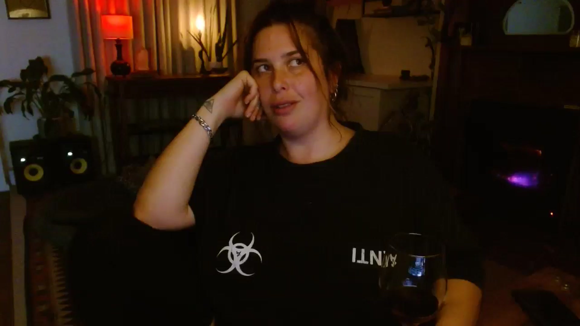 Gallery image thumbnail from HoneyTits_'s myfreecams stream on, 07/25/2025, 10:33 image 18 of 20