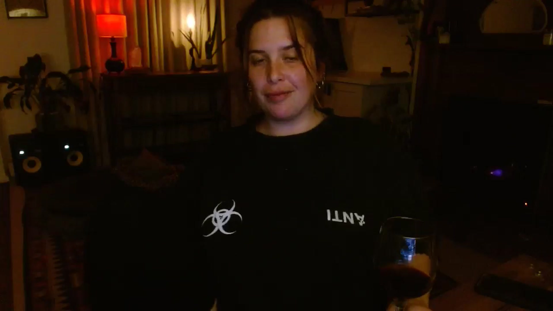 Gallery image thumbnail from HoneyTits_'s myfreecams stream on, 07/25/2025, 10:33 image 17 of 20