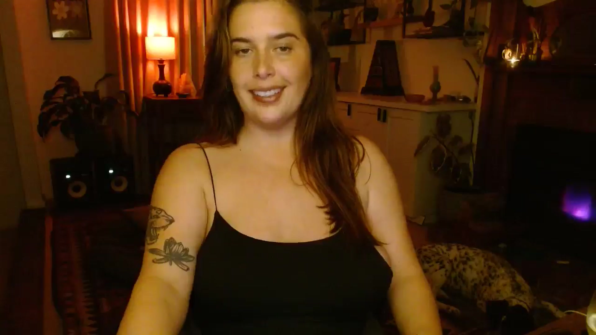 Gallery image thumbnail from HoneyTits_'s myfreecams stream on, 08/05/2025, 08:04 image 18 of 20