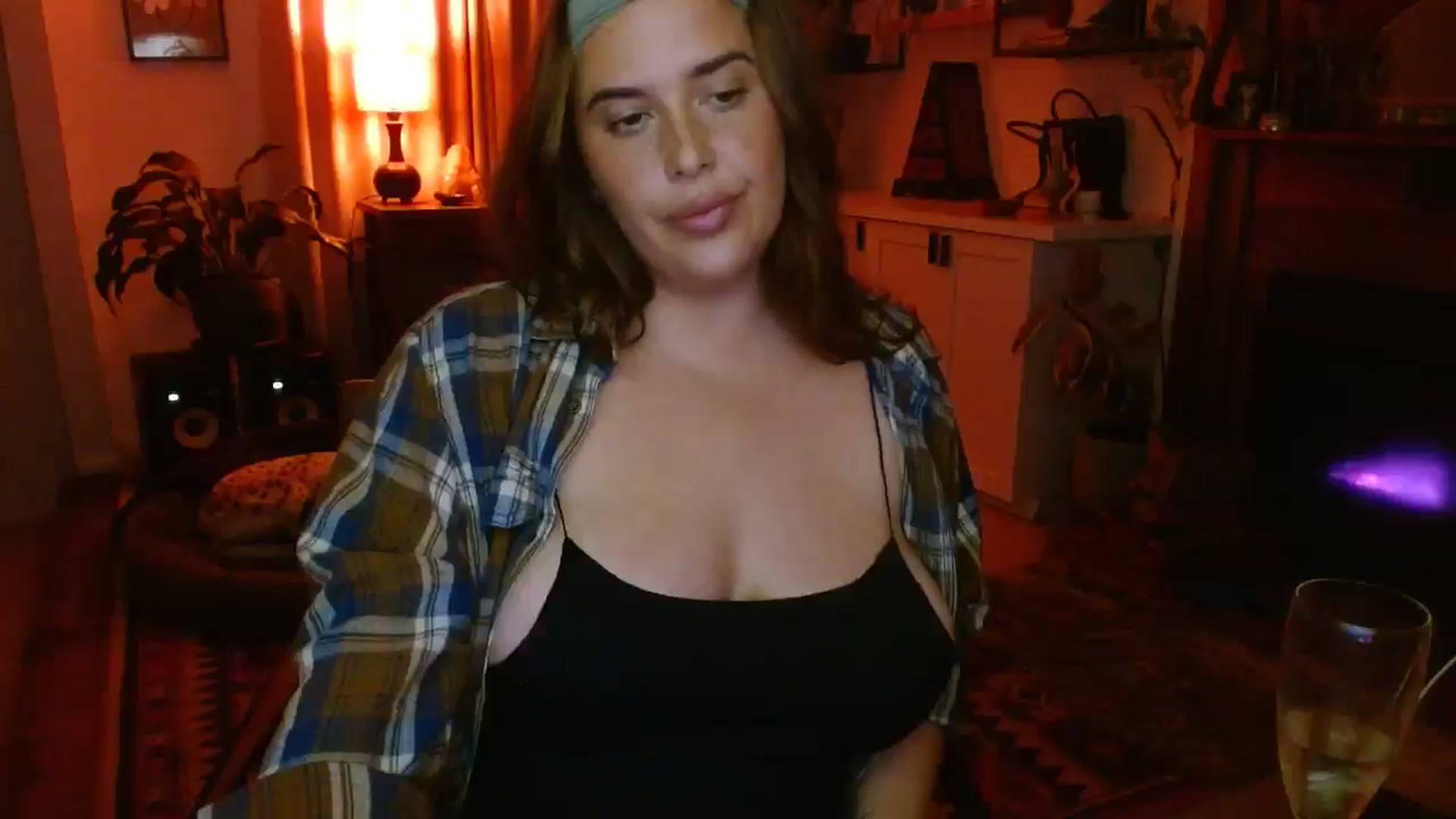 Gallery image thumbnail from HoneyTits_'s myfreecams stream on, 08/08/2025, 09:52 image 5 of 20