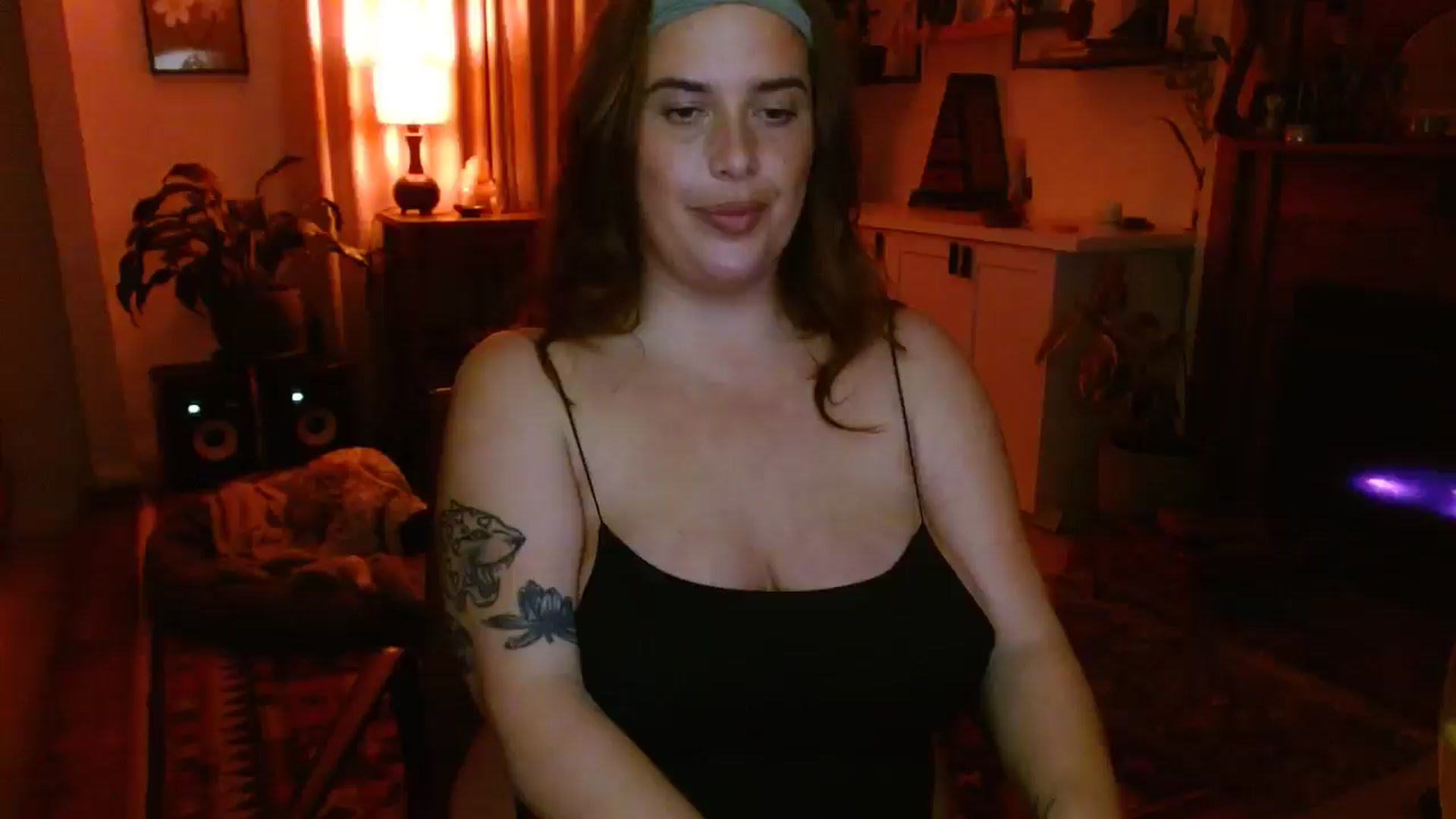 Gallery image thumbnail from HoneyTits_'s myfreecams stream on, 08/08/2025, 09:52 image 19 of 20