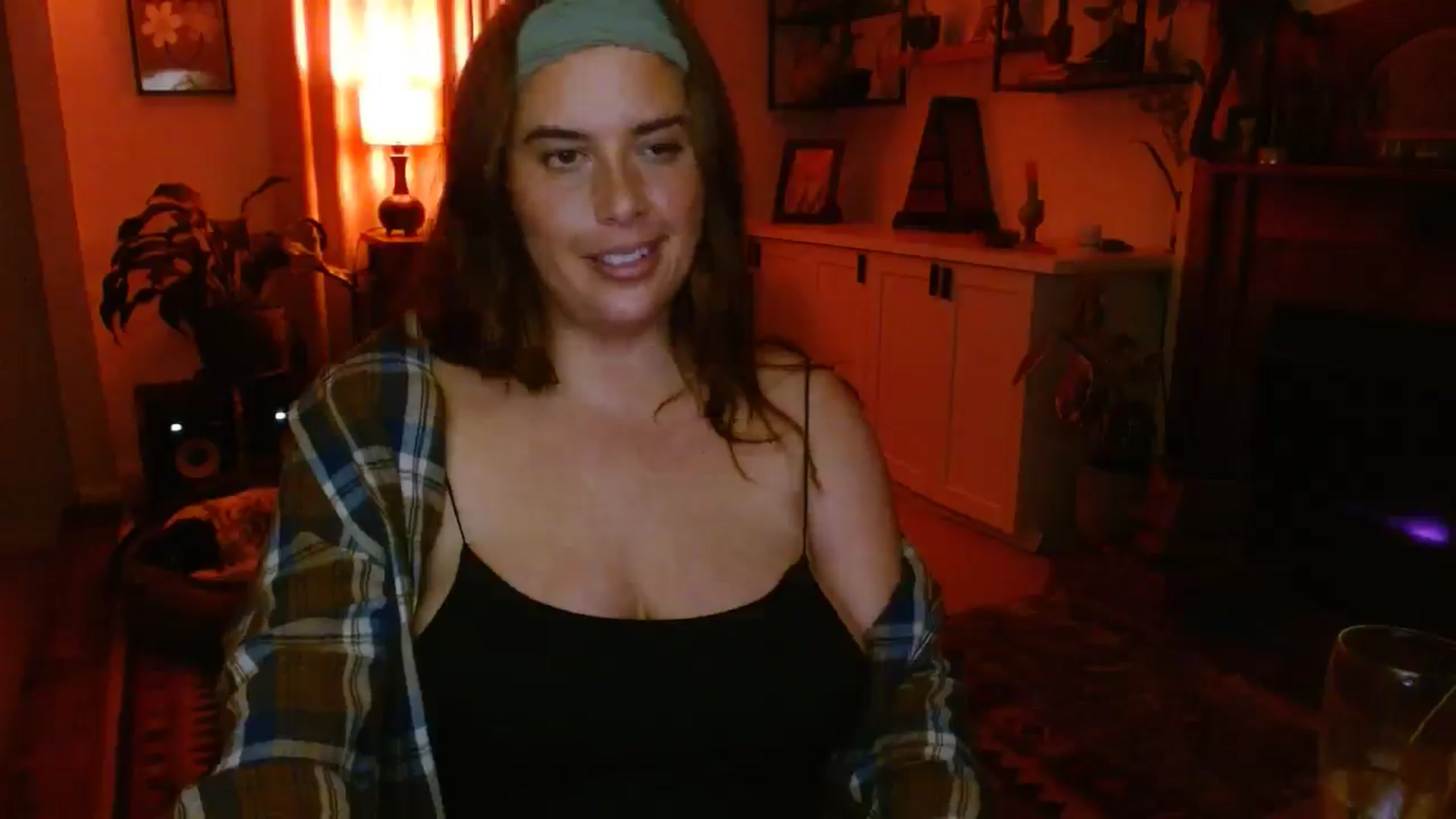 Gallery image thumbnail from HoneyTits_'s myfreecams stream on, 08/08/2025, 09:52 image 11 of 20
