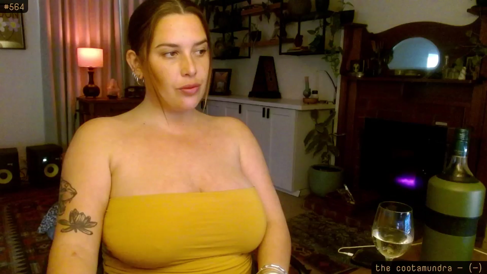Gallery image thumbnail from HoneyTits_'s myfreecams stream on, 08/21/2025, 08:20 image 1 of 20