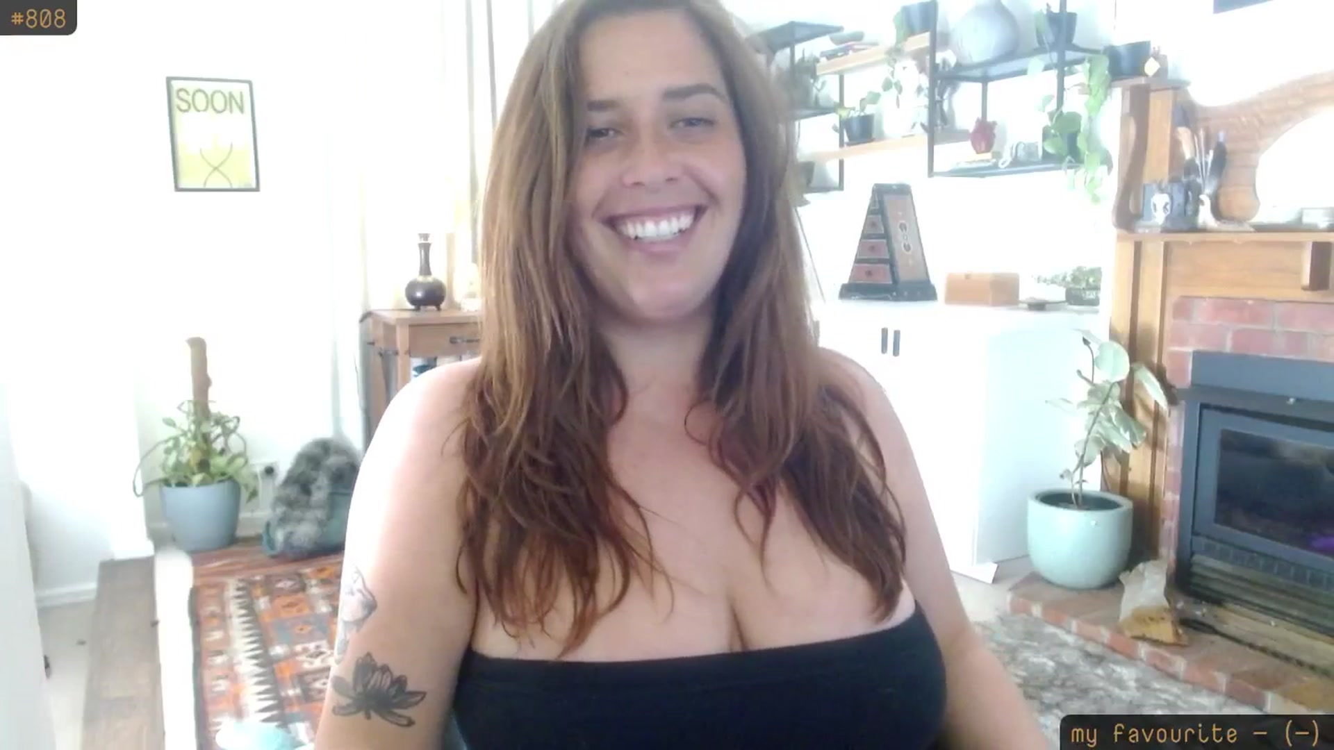 Gallery image thumbnail from HoneyTits_'s myfreecams stream on, 09/08/2025, 06:03 image 15 of 20