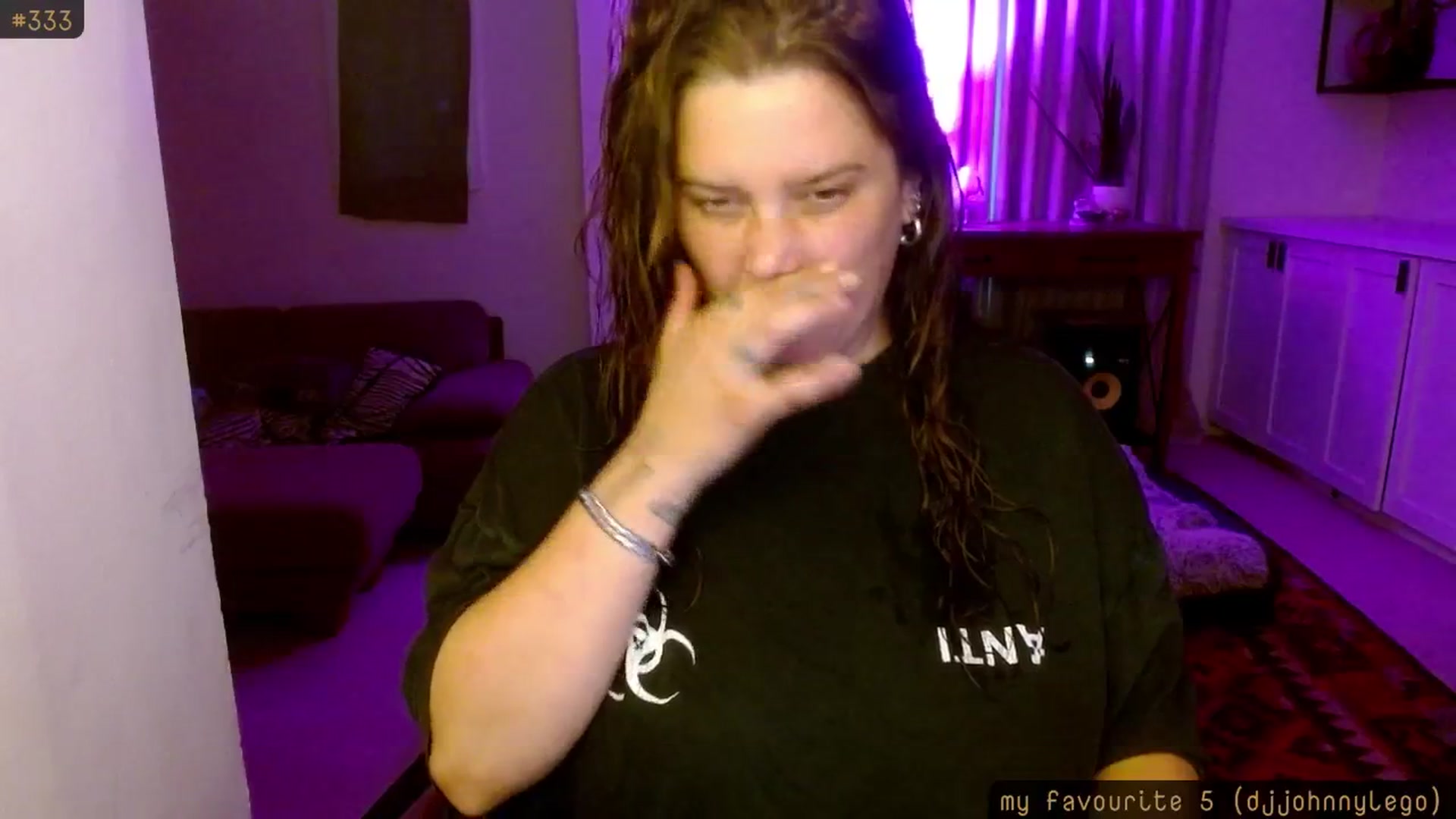 Gallery image thumbnail from HoneyTits_'s myfreecams stream on, 10/01/2025, 08:09 image 15 of 20