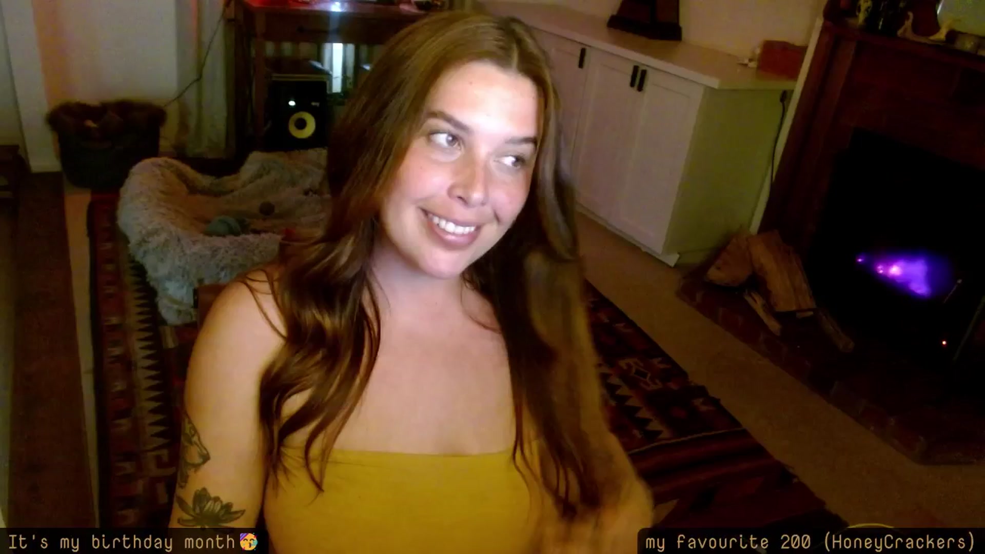 Gallery image thumbnail from HoneyTits_'s myfreecams stream on, 10/06/2025, 09:28 image 8 of 20