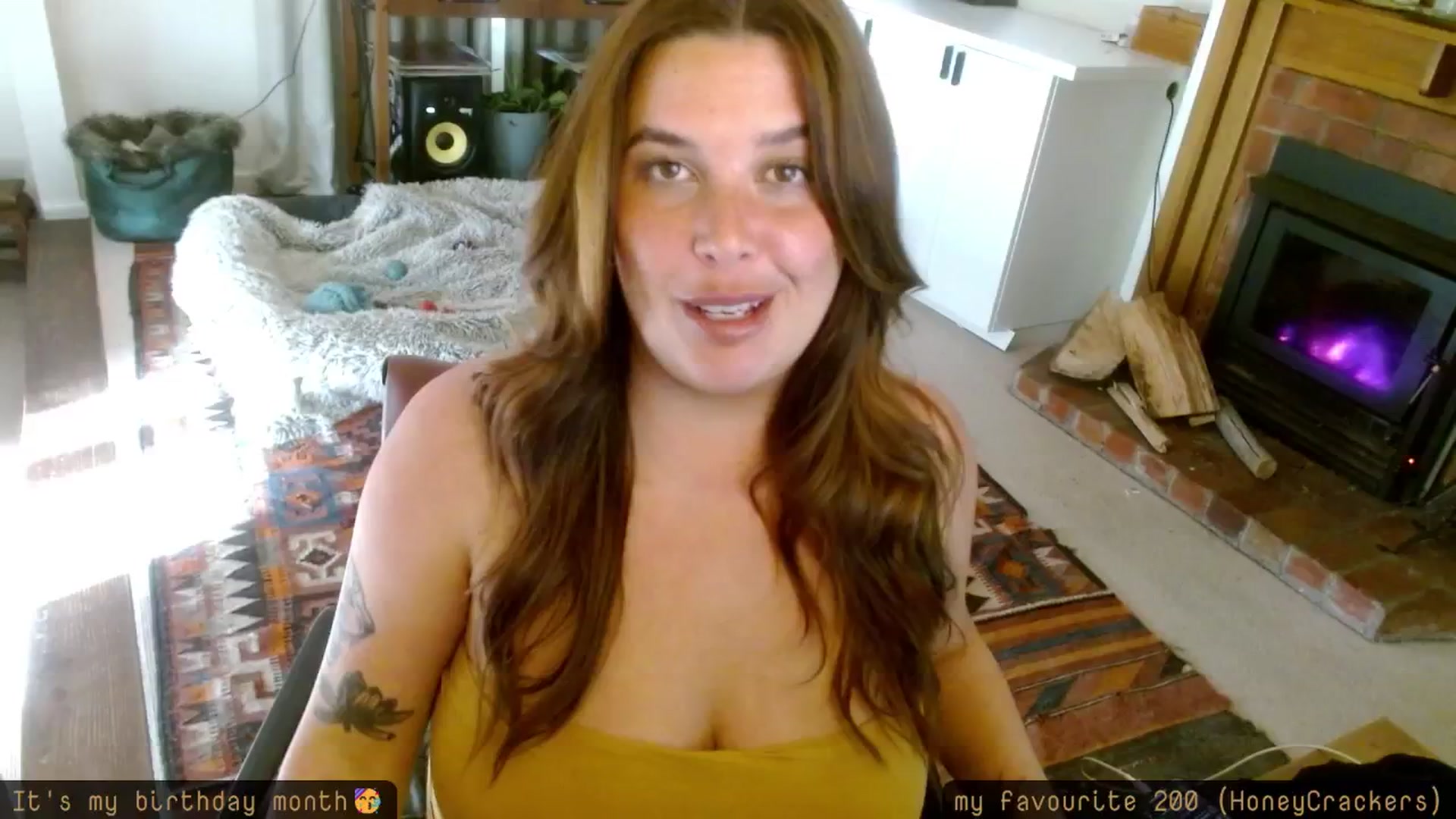 Gallery image thumbnail from HoneyTits_'s myfreecams stream on, 10/06/2025, 09:28 image 7 of 20