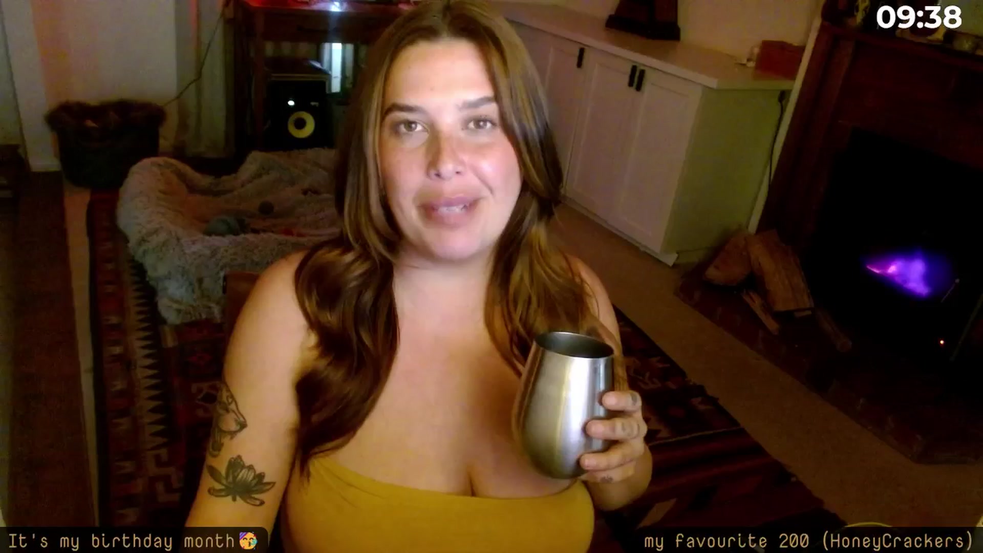 Gallery image thumbnail from HoneyTits_'s myfreecams stream on, 10/06/2025, 09:28 image 9 of 20