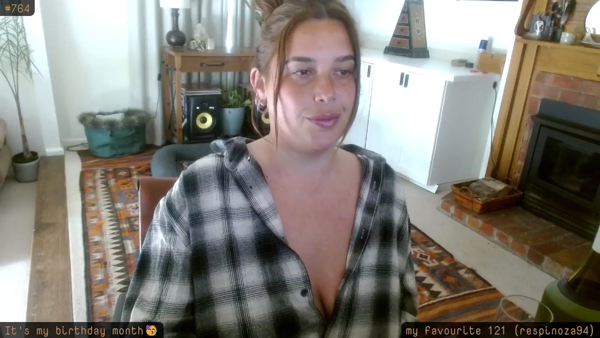 Gallery image thumbnail from HoneyTits_'s myfreecams stream on, 10/13/2025, 07:12 image 11 of 20