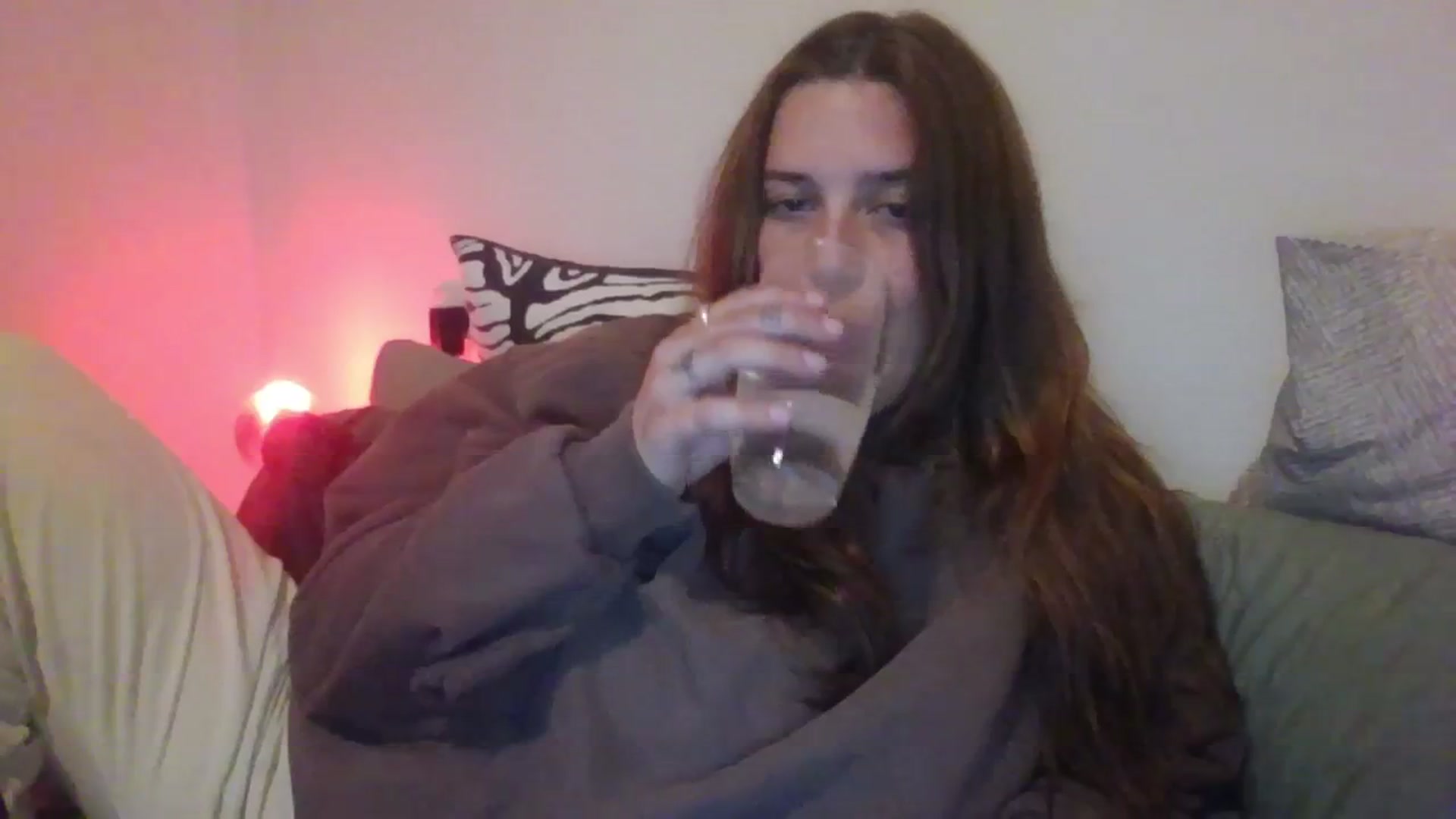 Gallery image thumbnail from HoneyTits_'s myfreecams stream on, 10/19/2025, 08:44 image 18 of 20