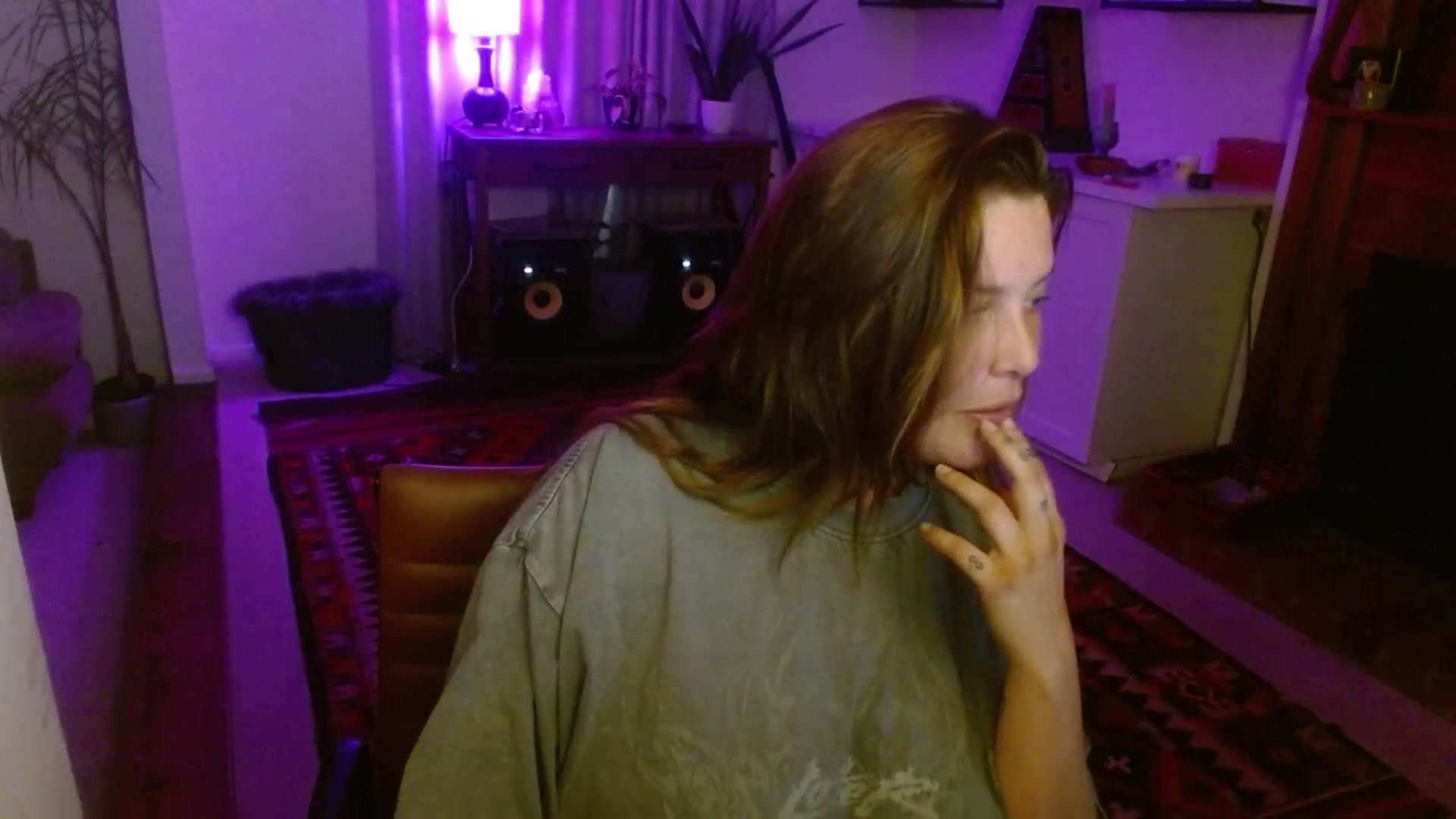Gallery image thumbnail from HoneyTits_'s myfreecams stream on, 10/20/2025, 08:36 image 20 of 20