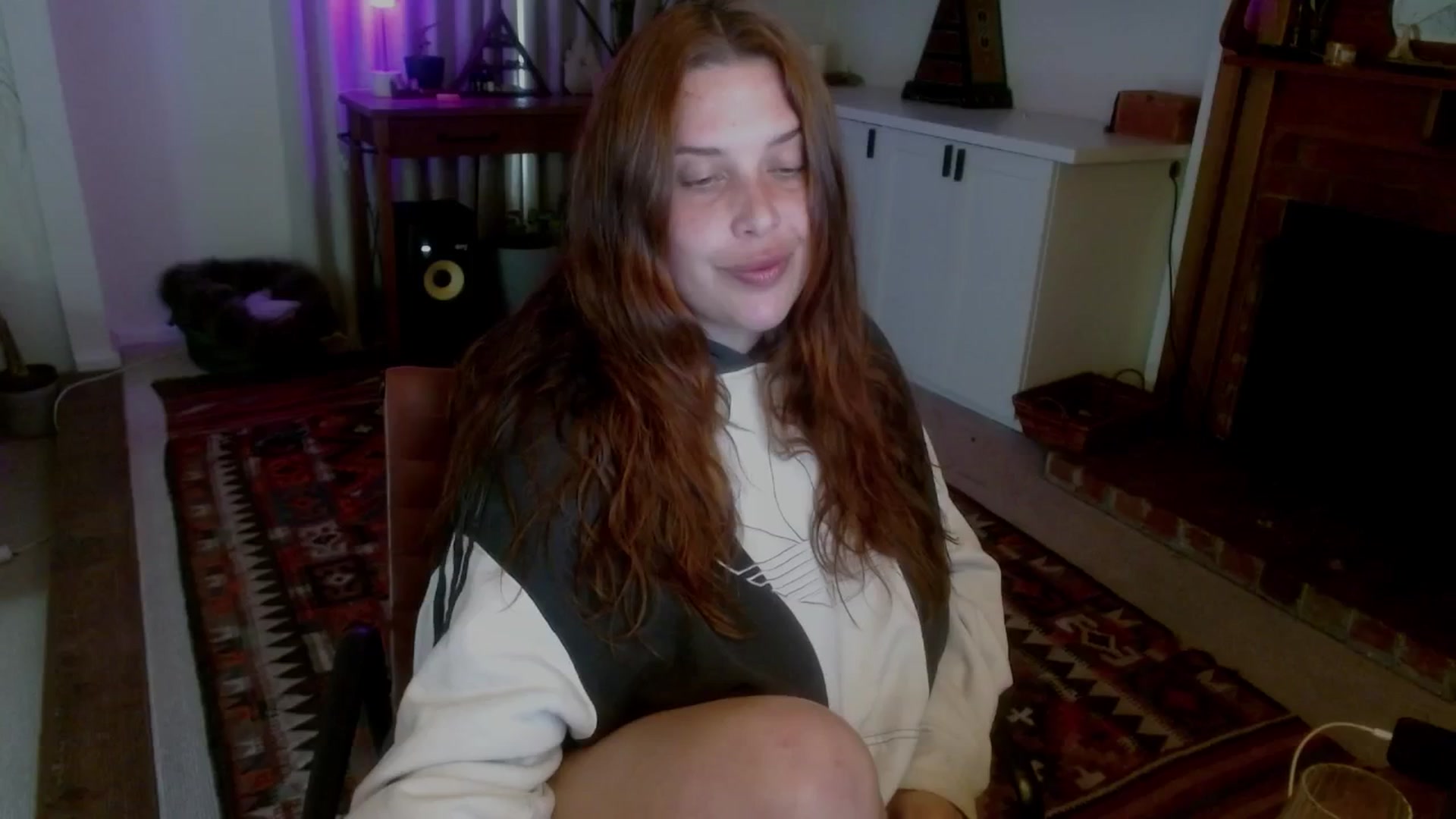 Gallery image thumbnail from HoneyTits_'s myfreecams stream on, 12/01/2025, 08:44 image 8 of 20
