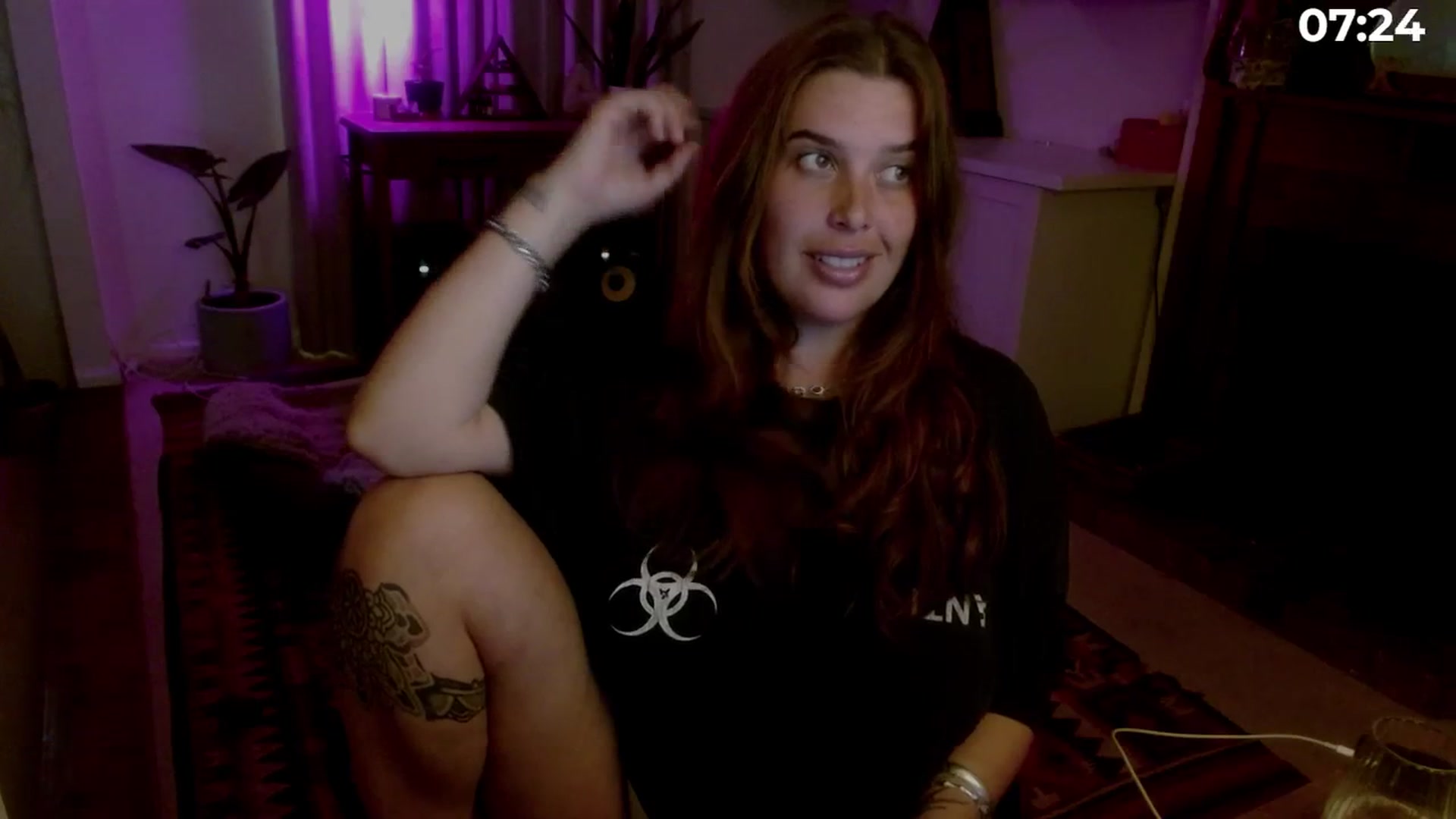 Gallery image thumbnail from HoneyTits_'s myfreecams stream on, 12/11/2025, 07:35 image 18 of 20