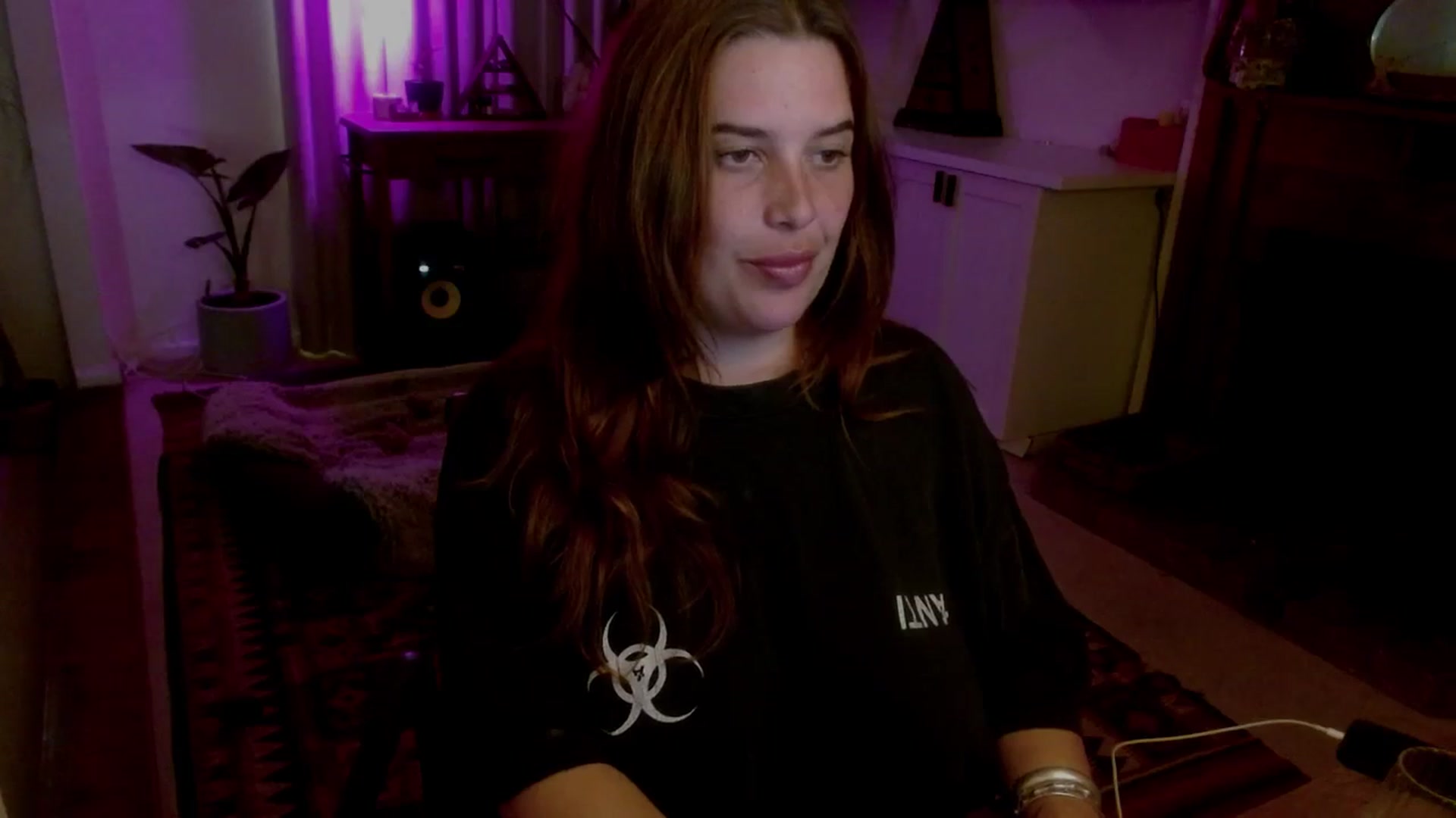 Gallery image thumbnail from HoneyTits_'s myfreecams stream on, 12/11/2025, 07:35 image 14 of 20