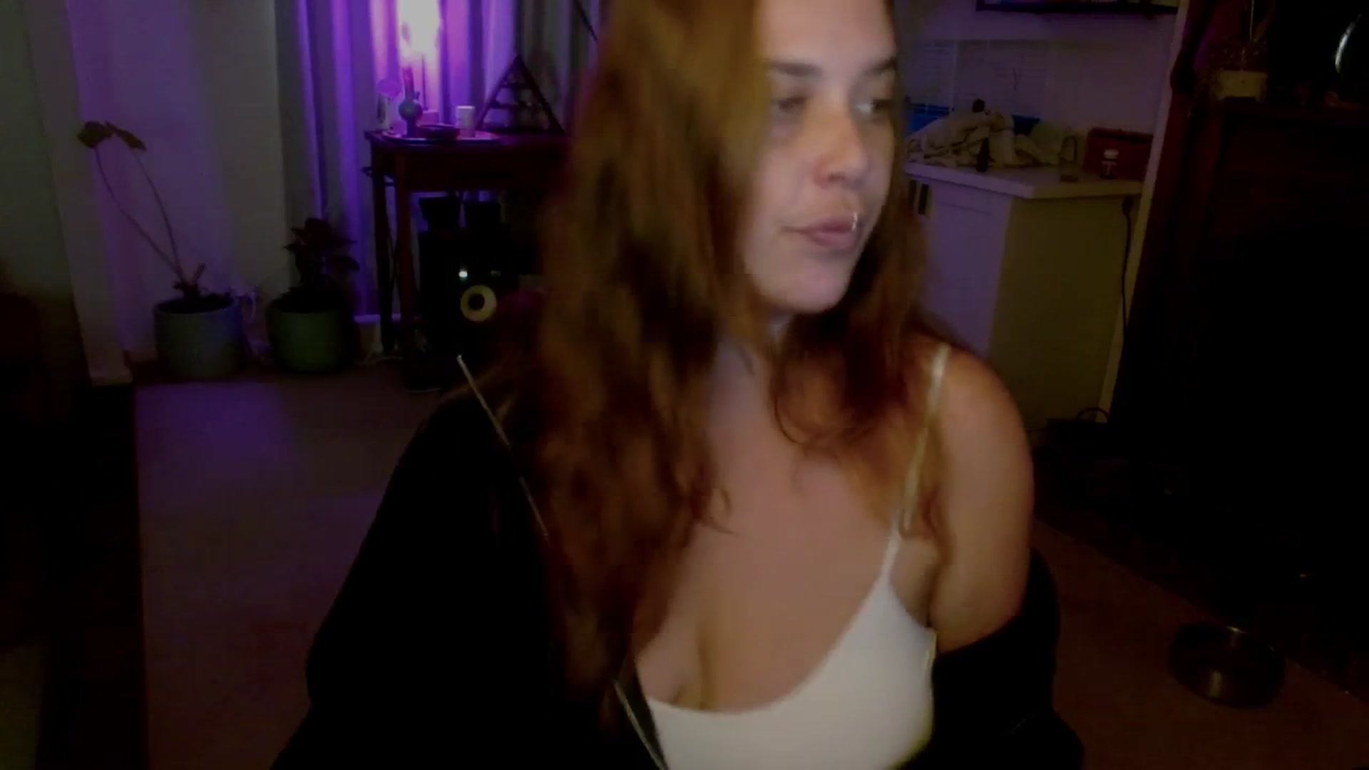 Gallery image thumbnail from HoneyTits_'s myfreecams stream on, 03/16/2026, 06:14 image 3 of 20