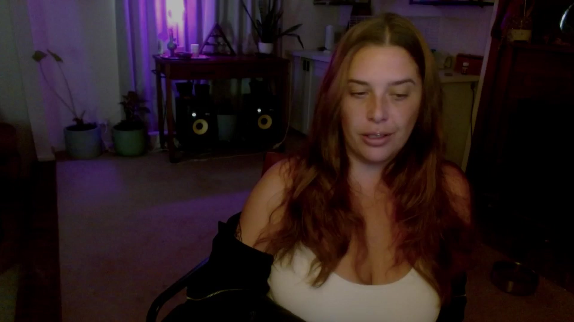 Gallery image thumbnail from HoneyTits_'s myfreecams stream on, 03/16/2026, 06:14 image 1 of 20